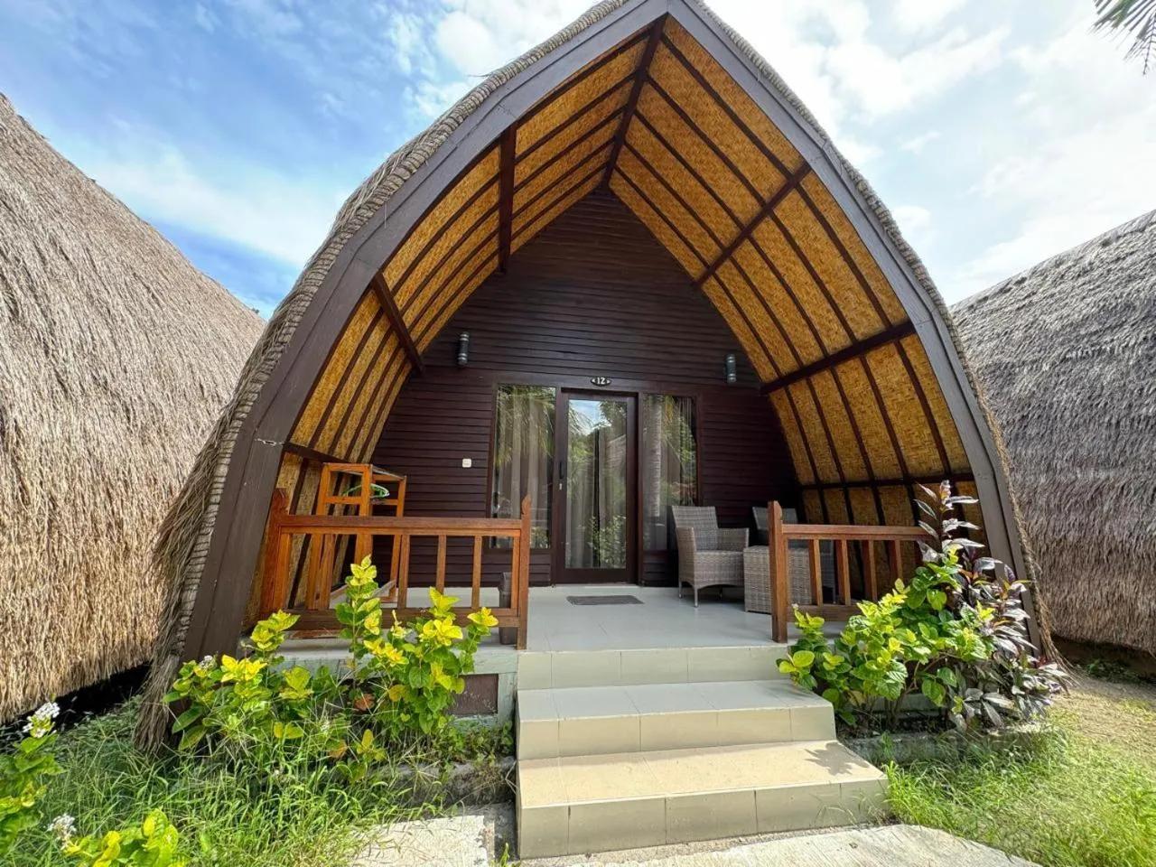 Sandy Beach Bungalows