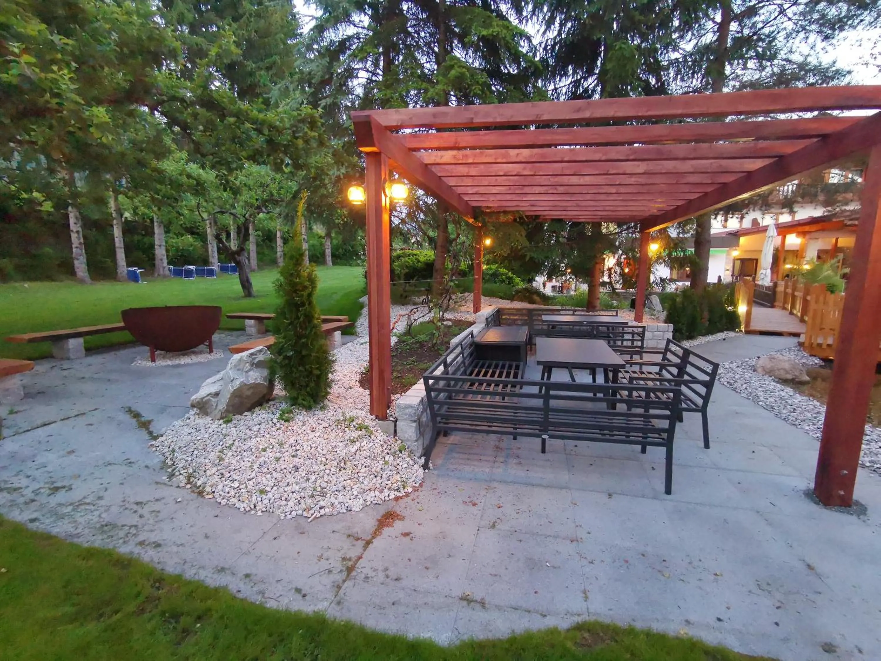 Patio in Hotel Kärntnerhof & Suiten 3-Stern Superior