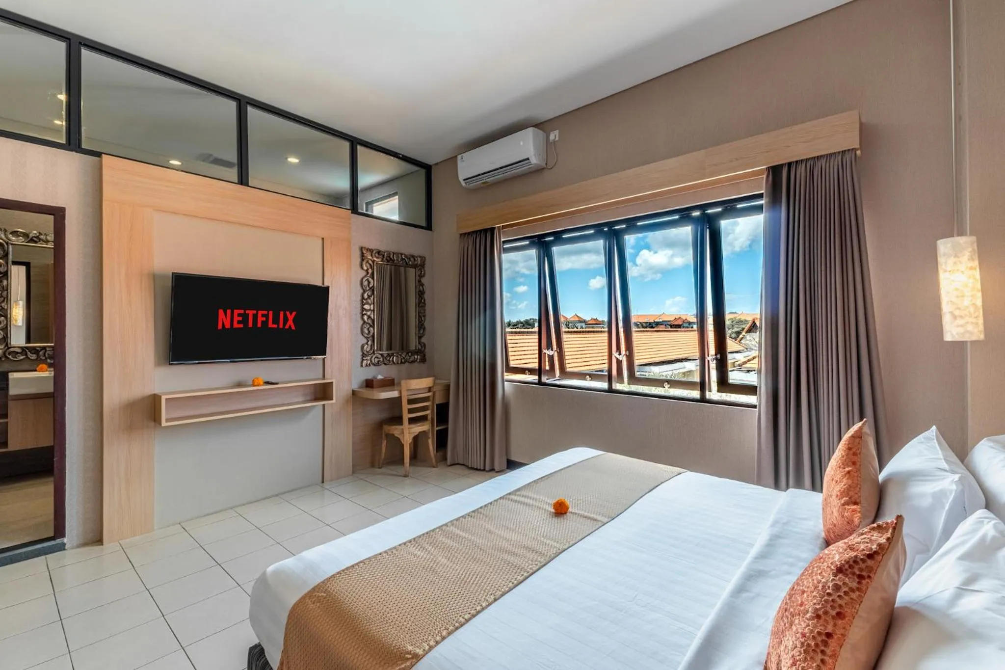 Bed in Svarna Suites Seminyak