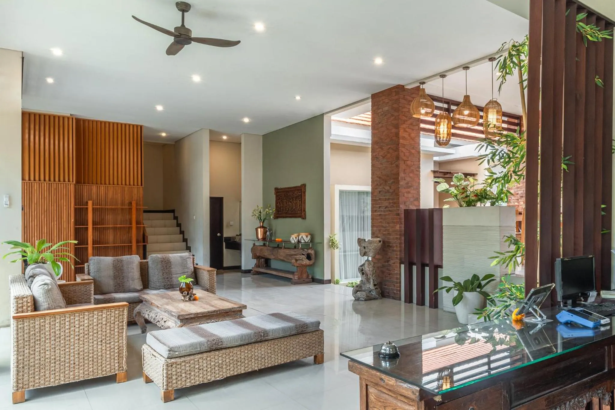 Lobby or reception in Svarna Suites Seminyak