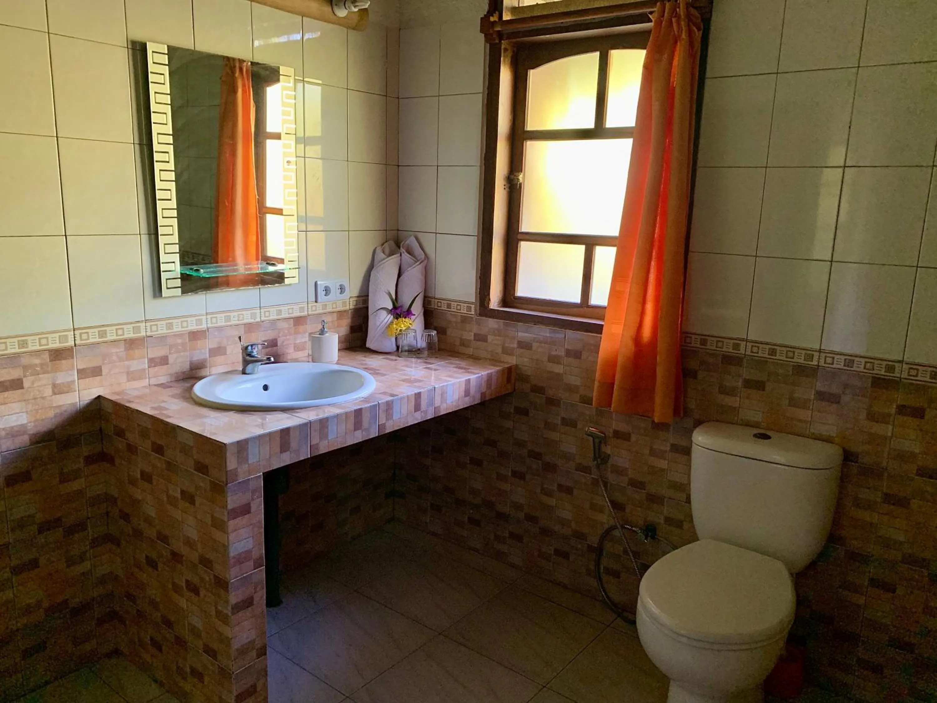 Toilet in Budi Sun Resort