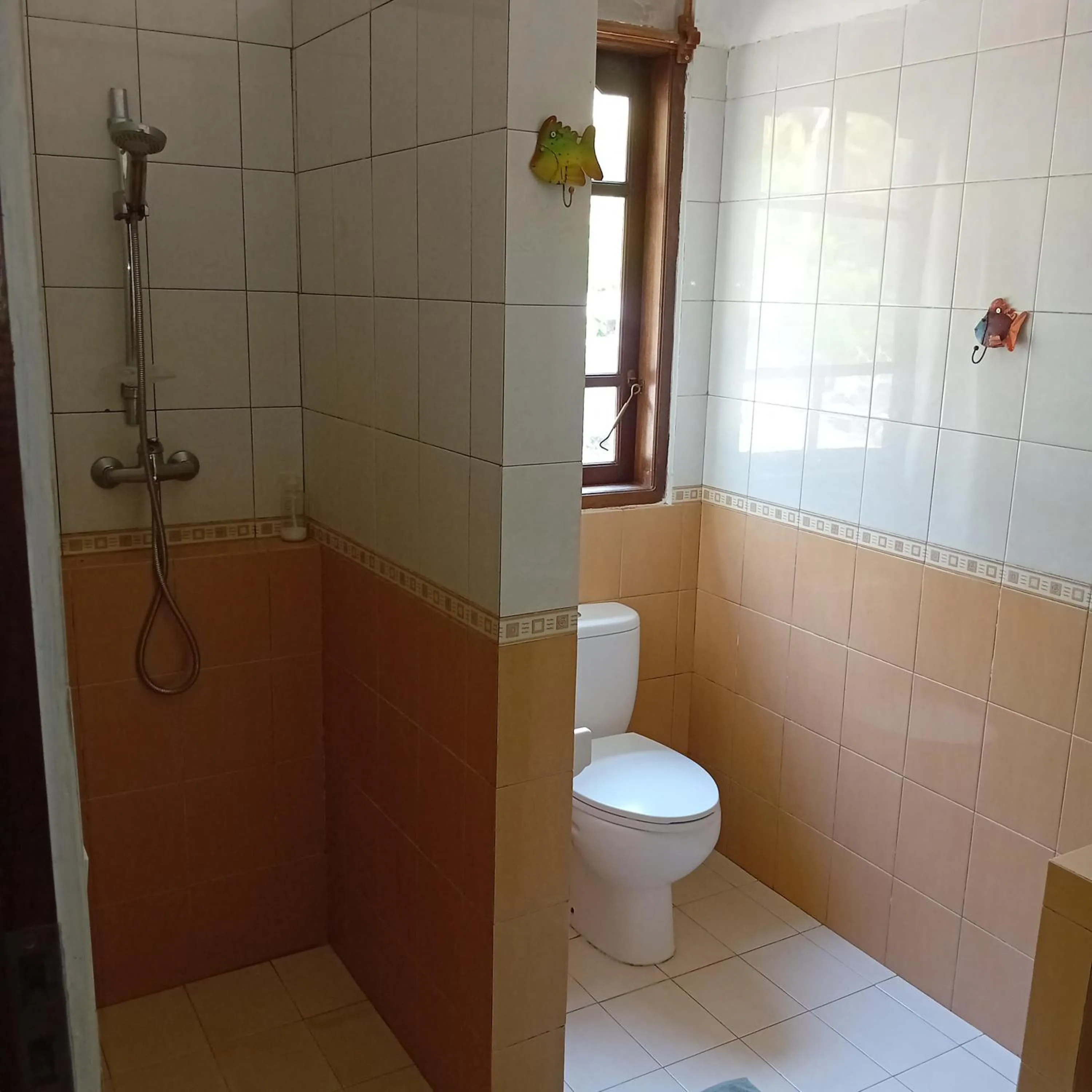 Toilet in Budi Sun Resort