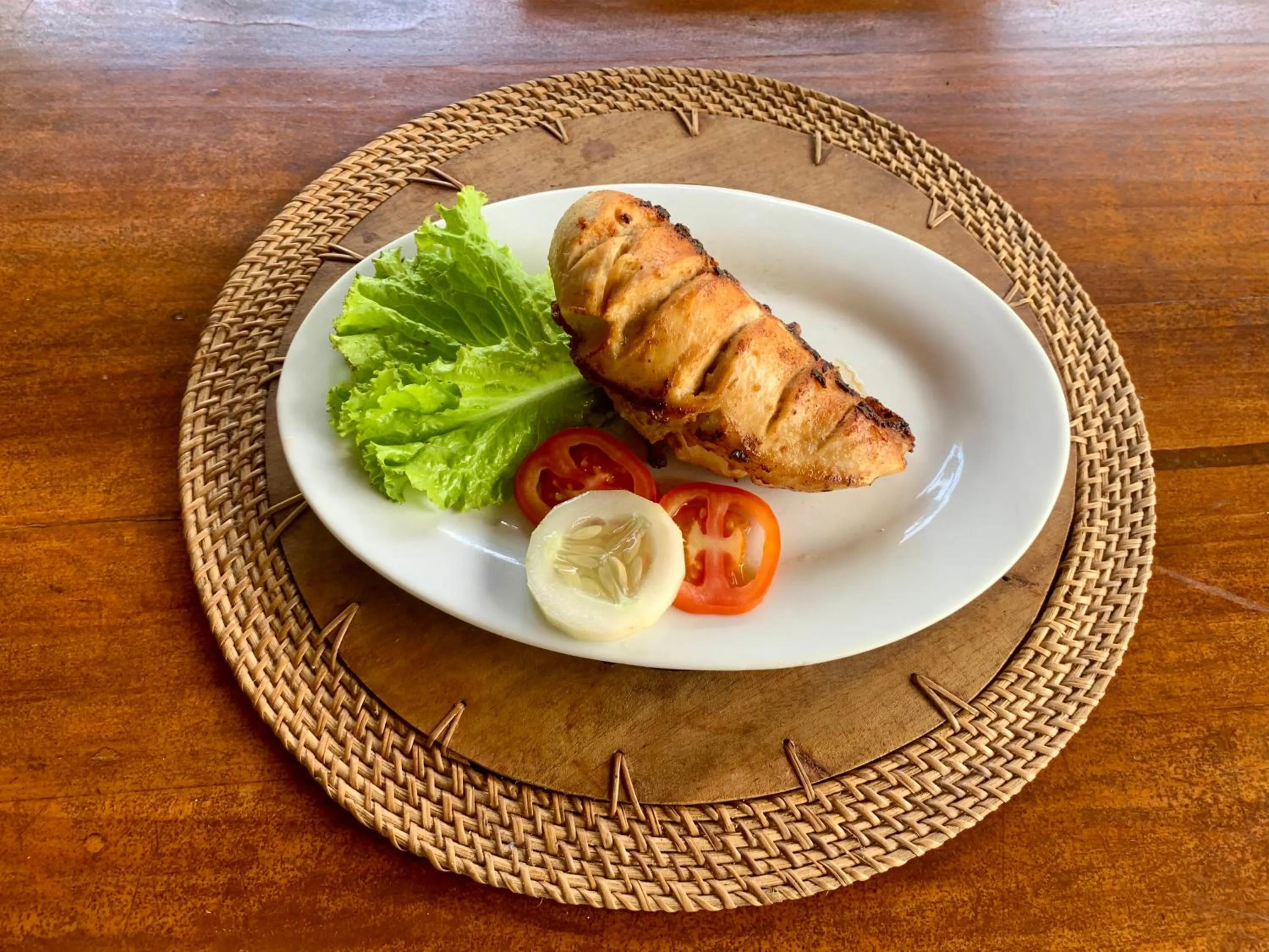 Restaurant/places to eat in Budi Sun Resort