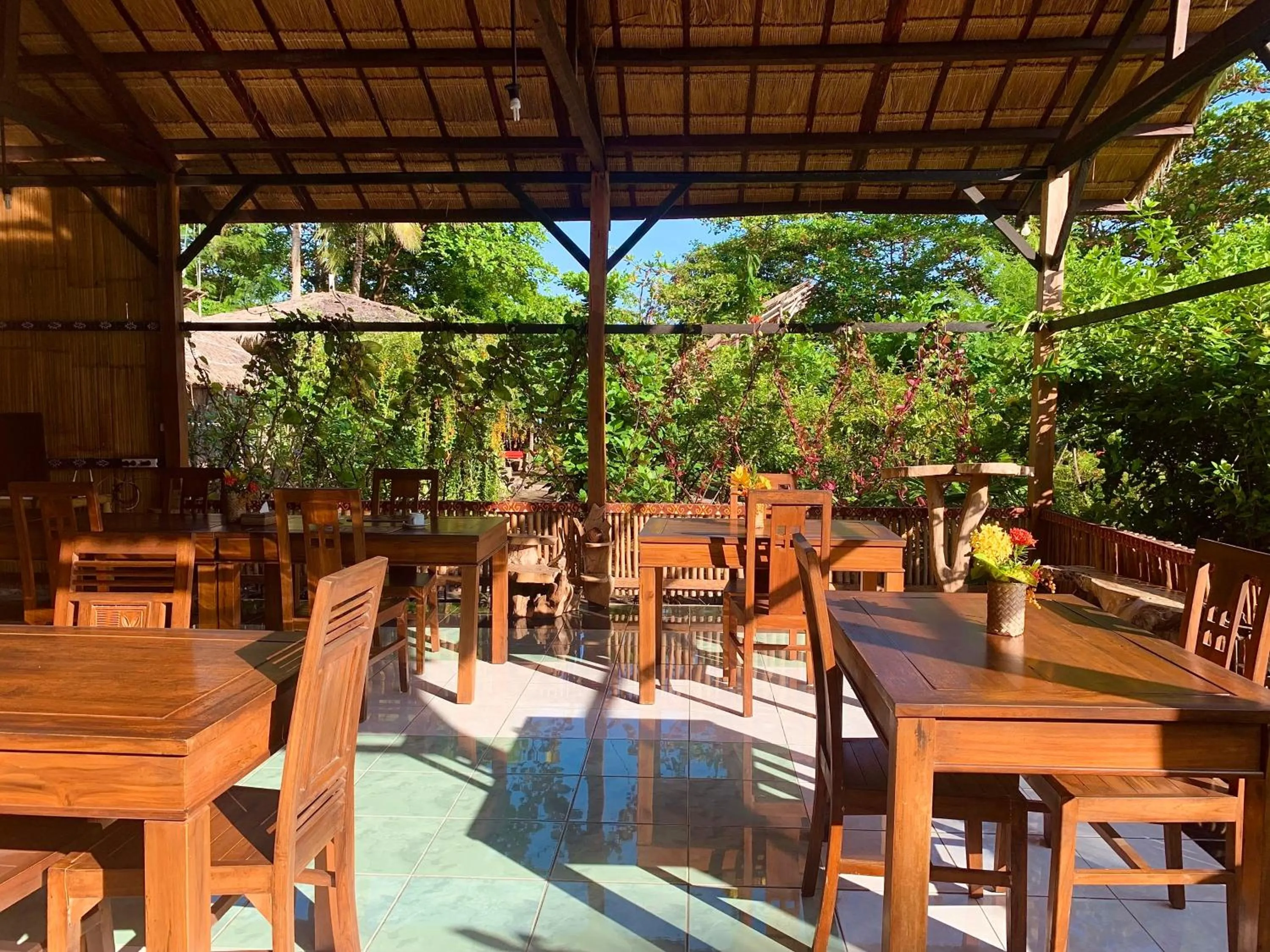 Restaurant/places to eat in Budi Sun Resort