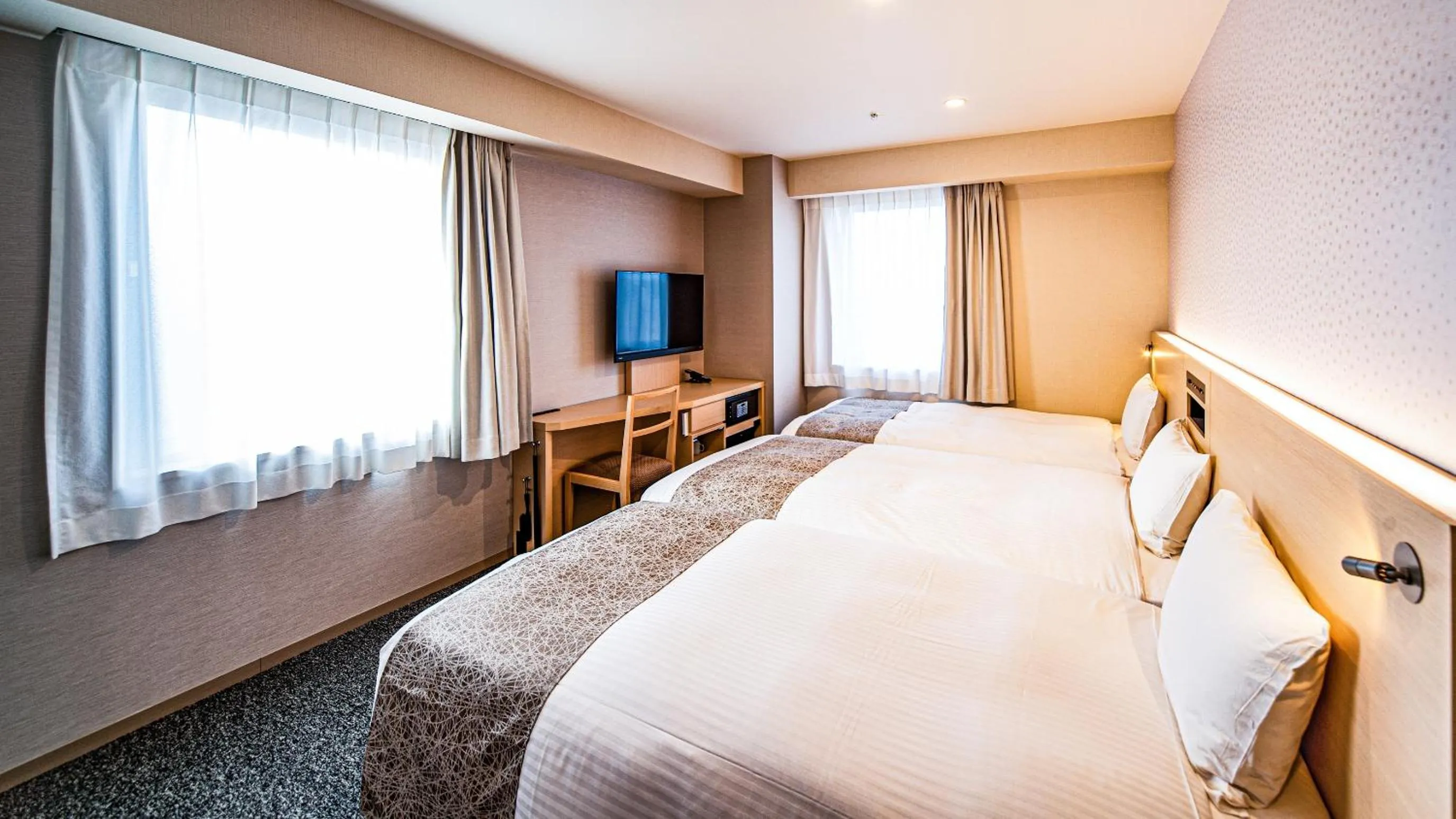 Bed in The Kanzashi Tokyo Asakusa