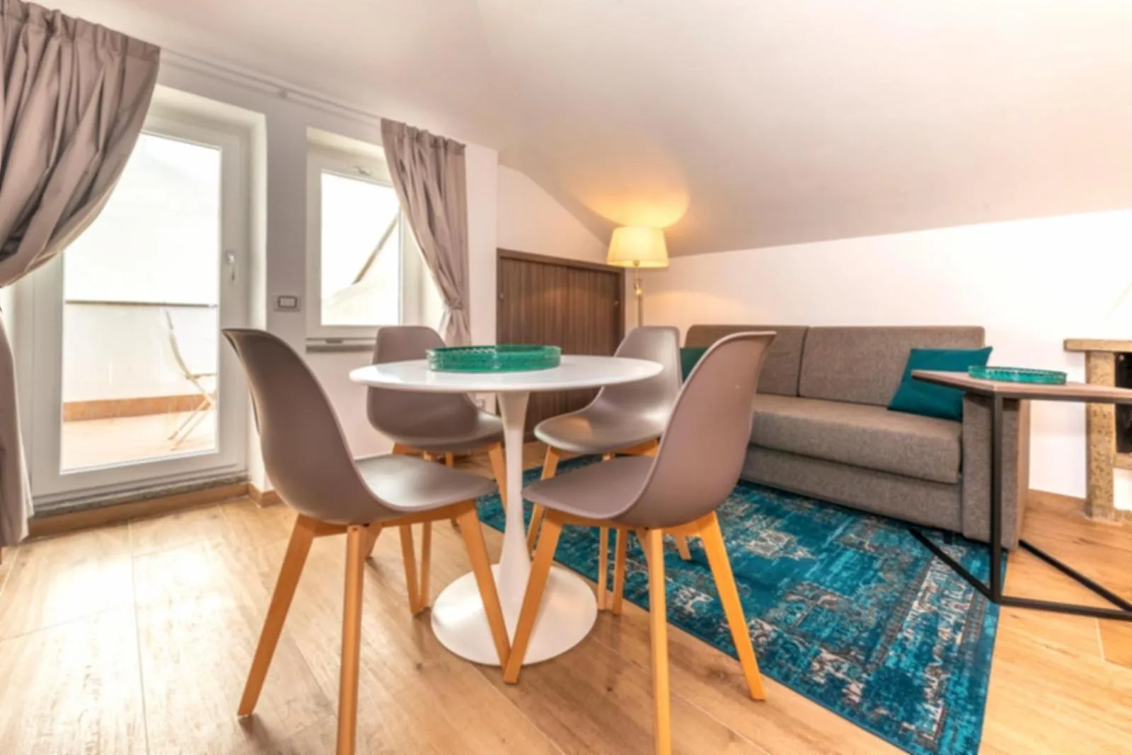 TV and multimedia in Aurelia Antica Suites & Apartments