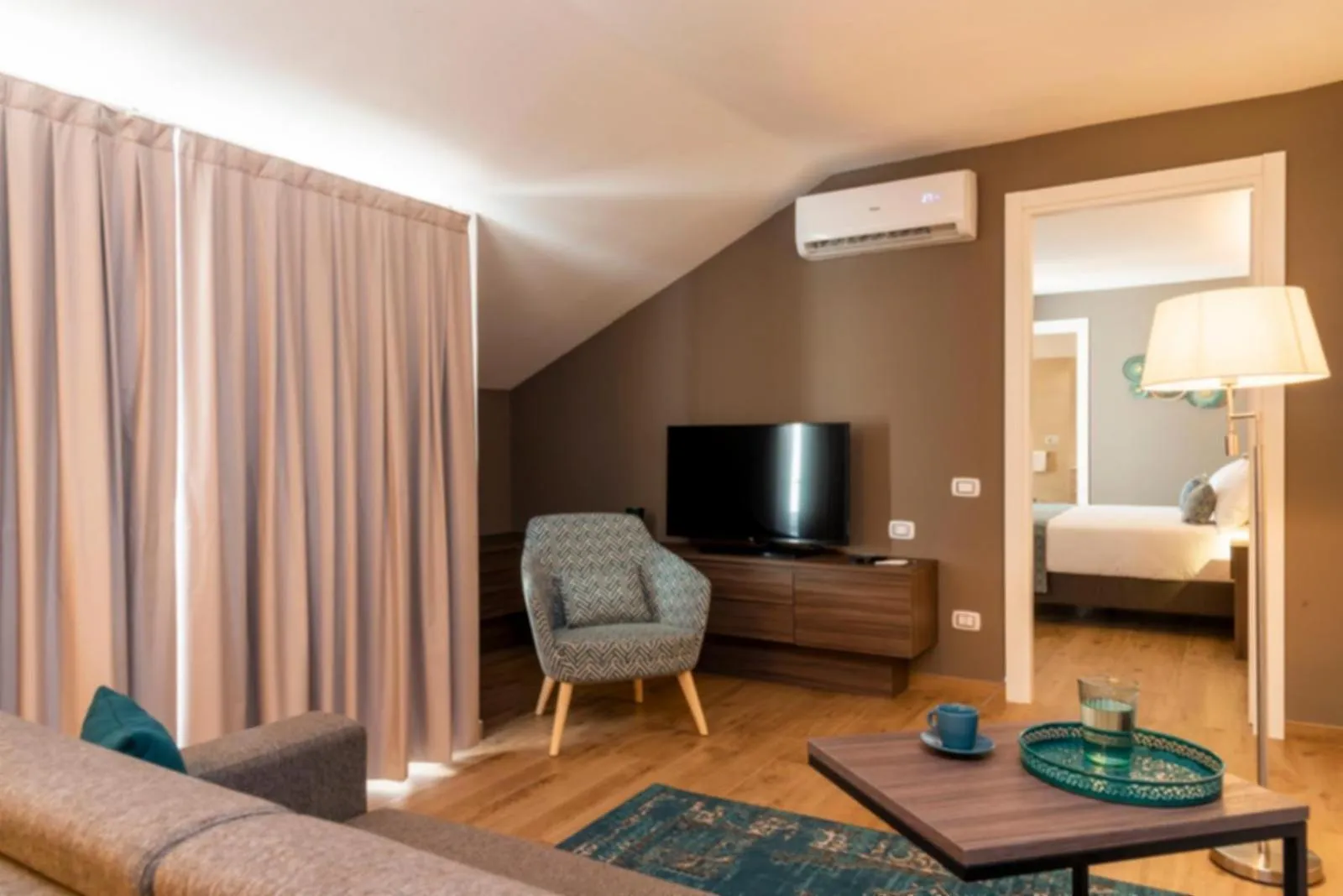 Communal lounge/ TV room, Bed in Aurelia Antica Suites & Apartments