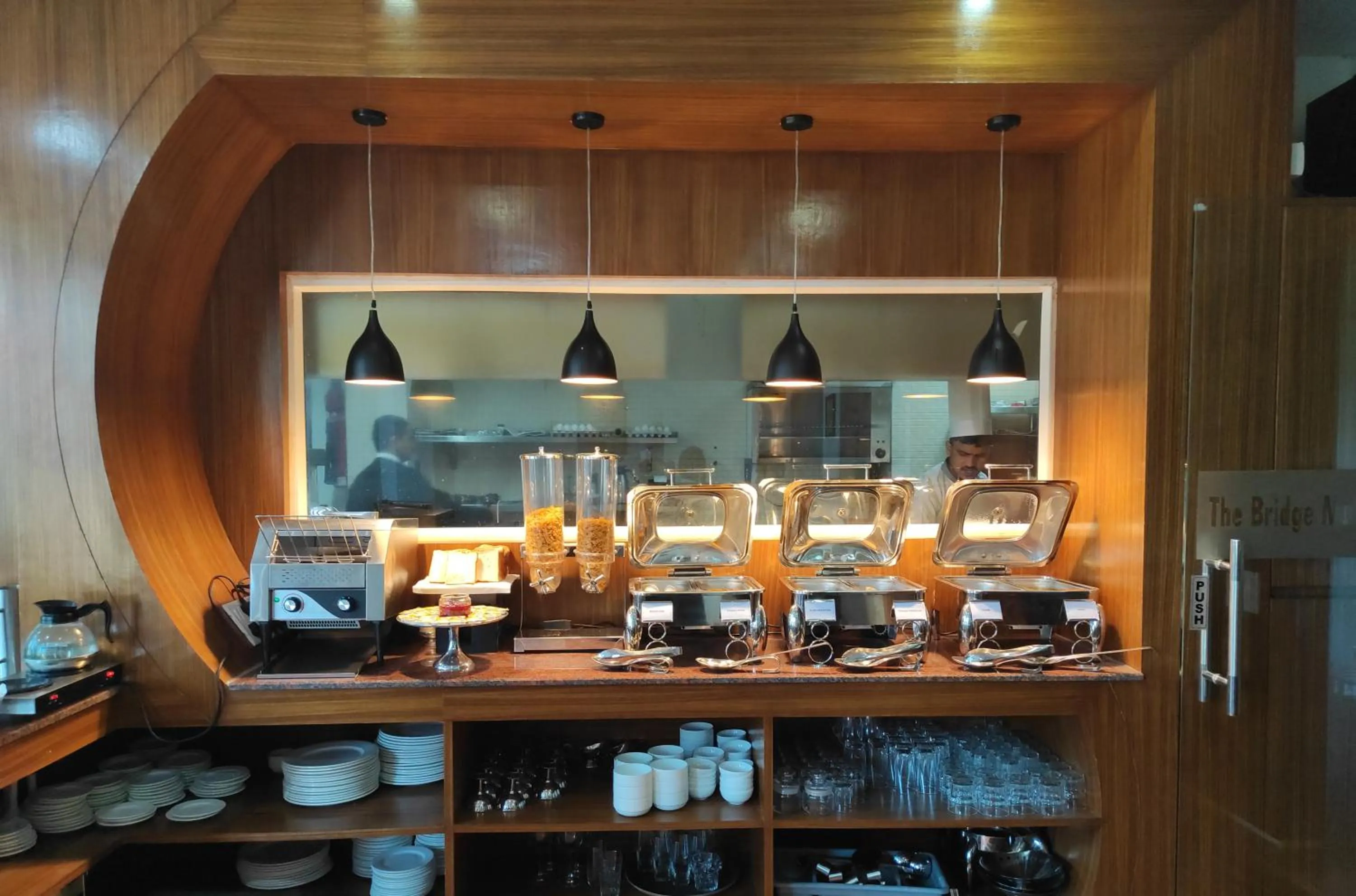 Breakfast in Himalayan Splendour Resort