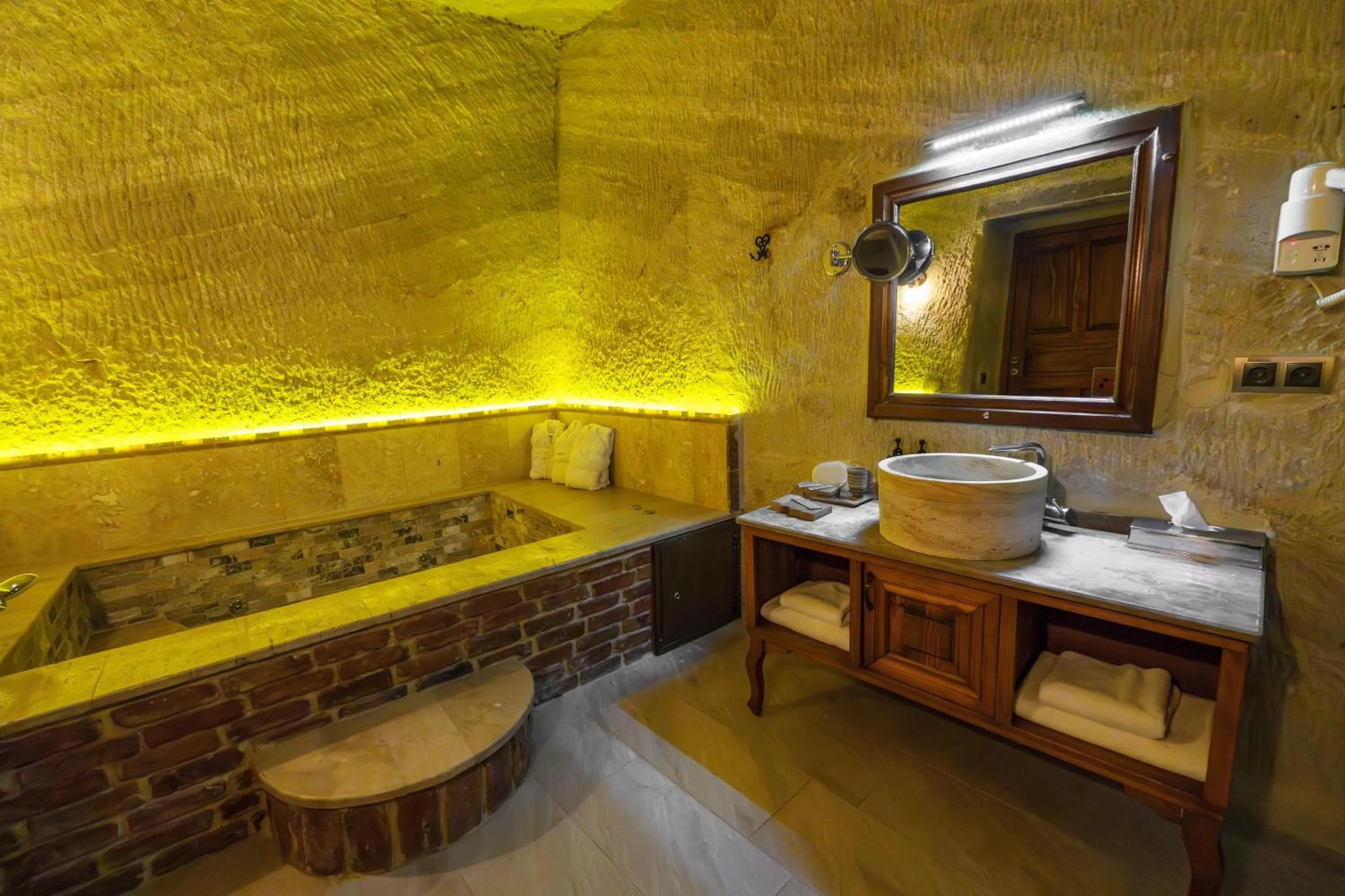 Bathroom in Utopia Cave Cappadocia