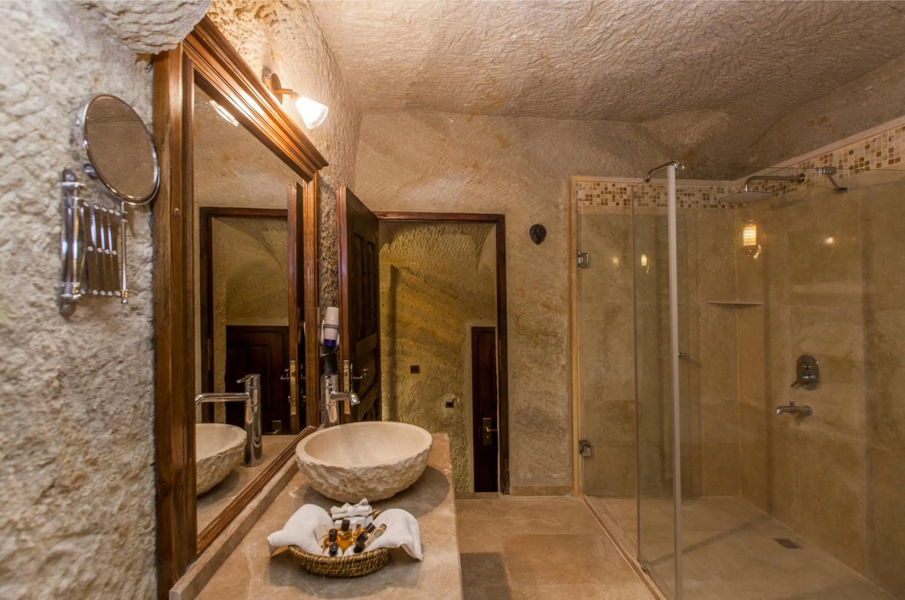 Shower in Utopia Cave Cappadocia