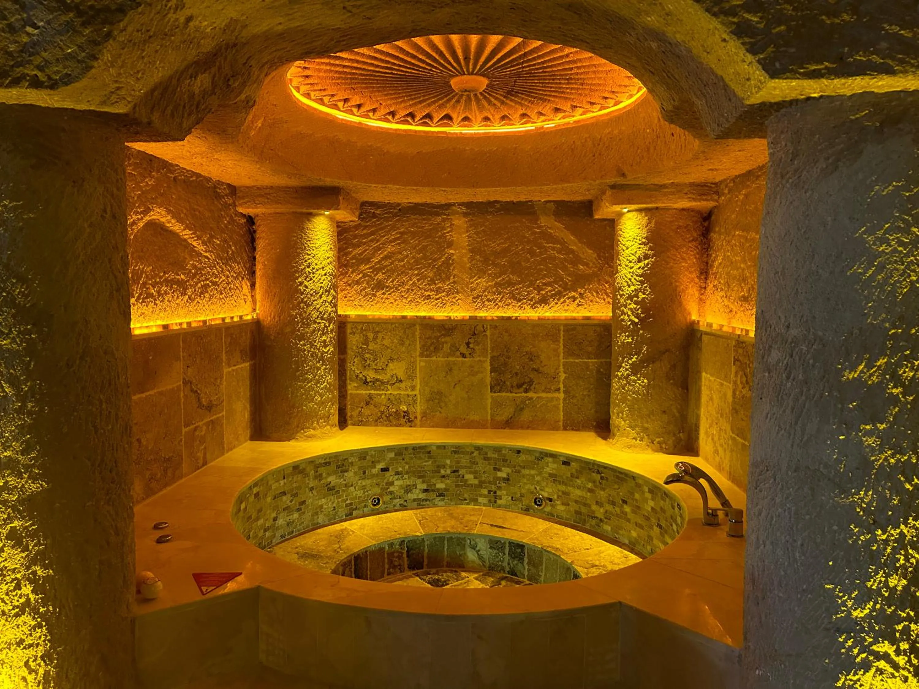 Hot Tub in Utopia Cave Cappadocia