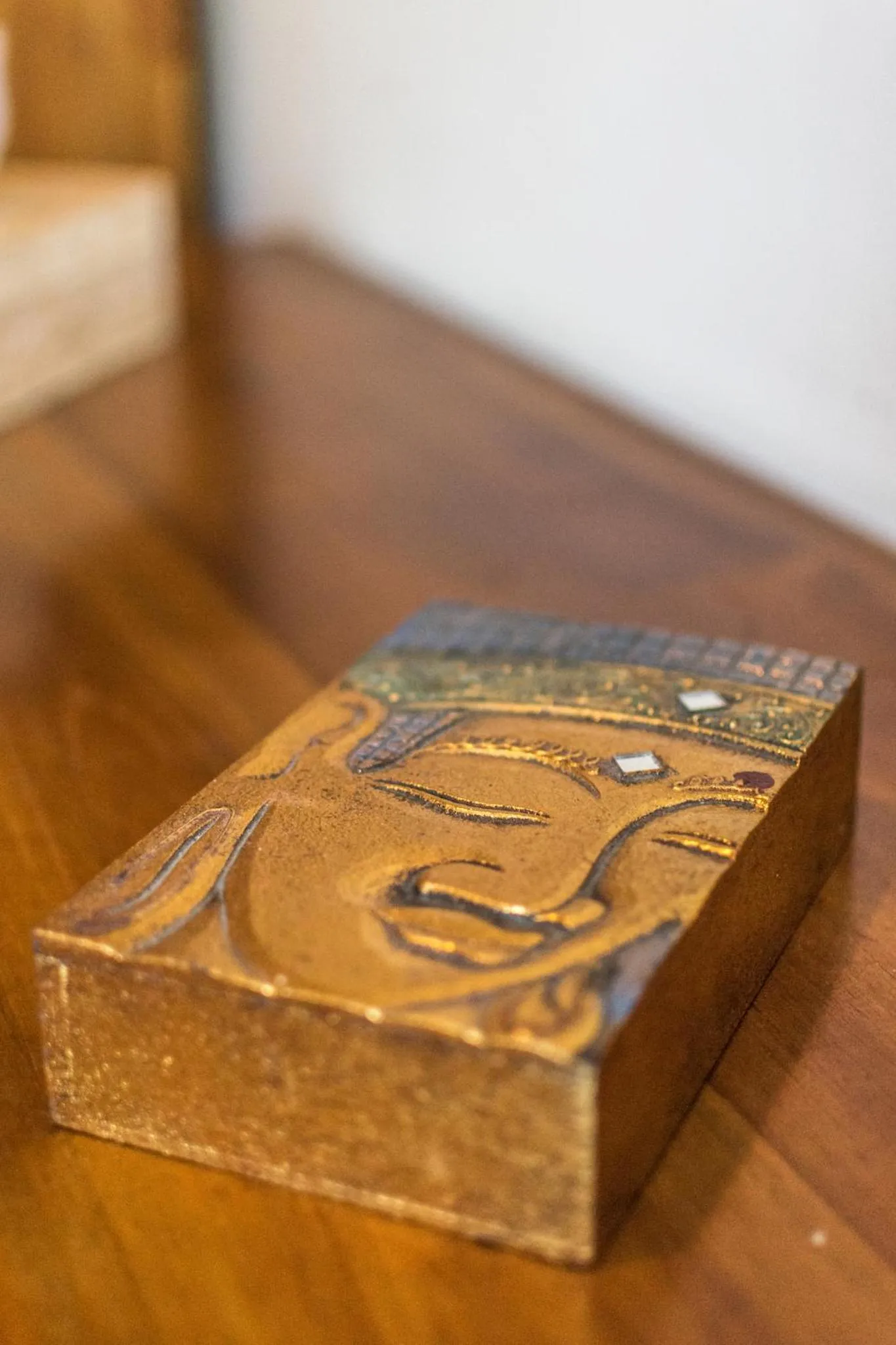 Decorative detail in Arjuna Homestay