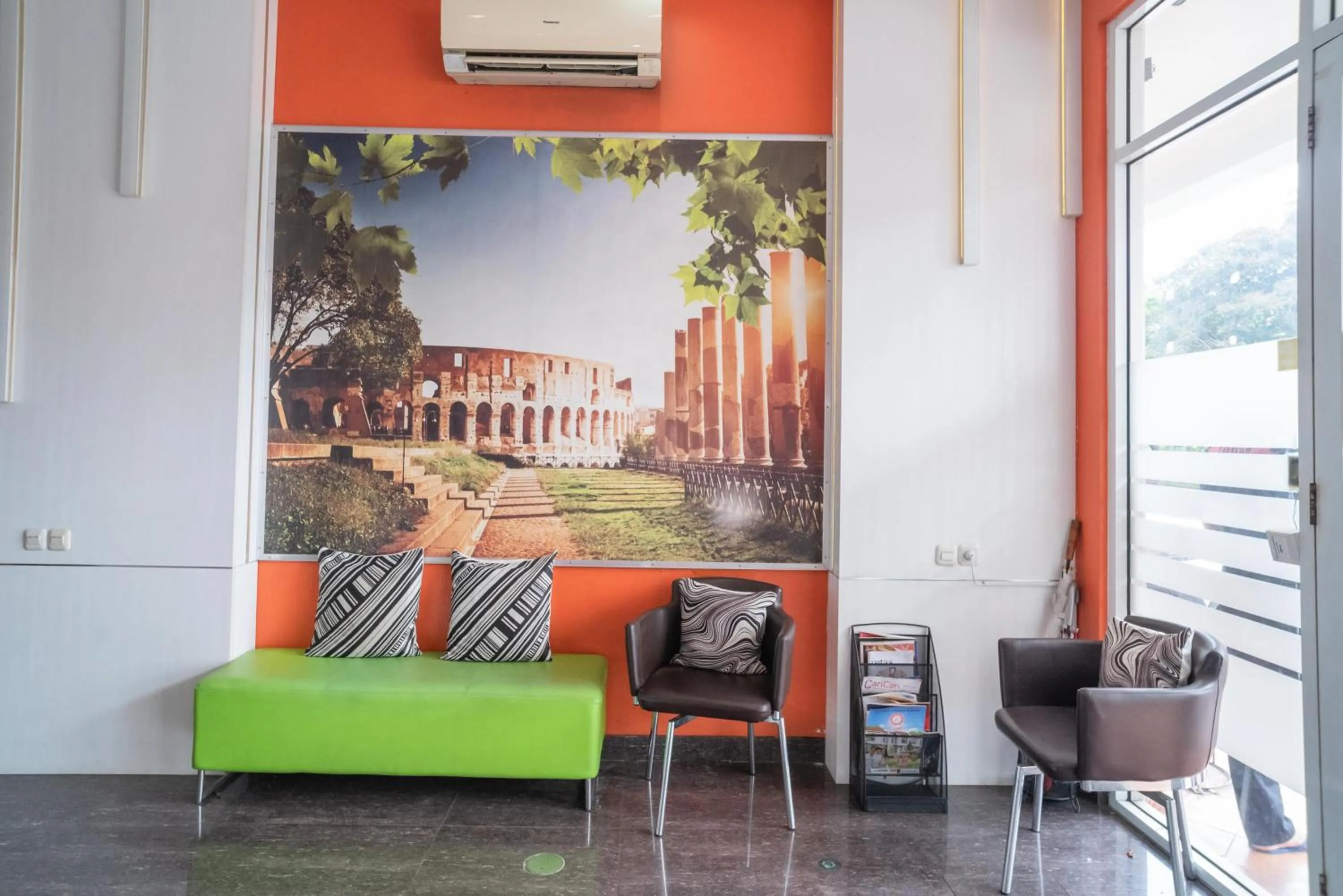 Living room in RedDoorz at Tirta Mansion Paramount Gading