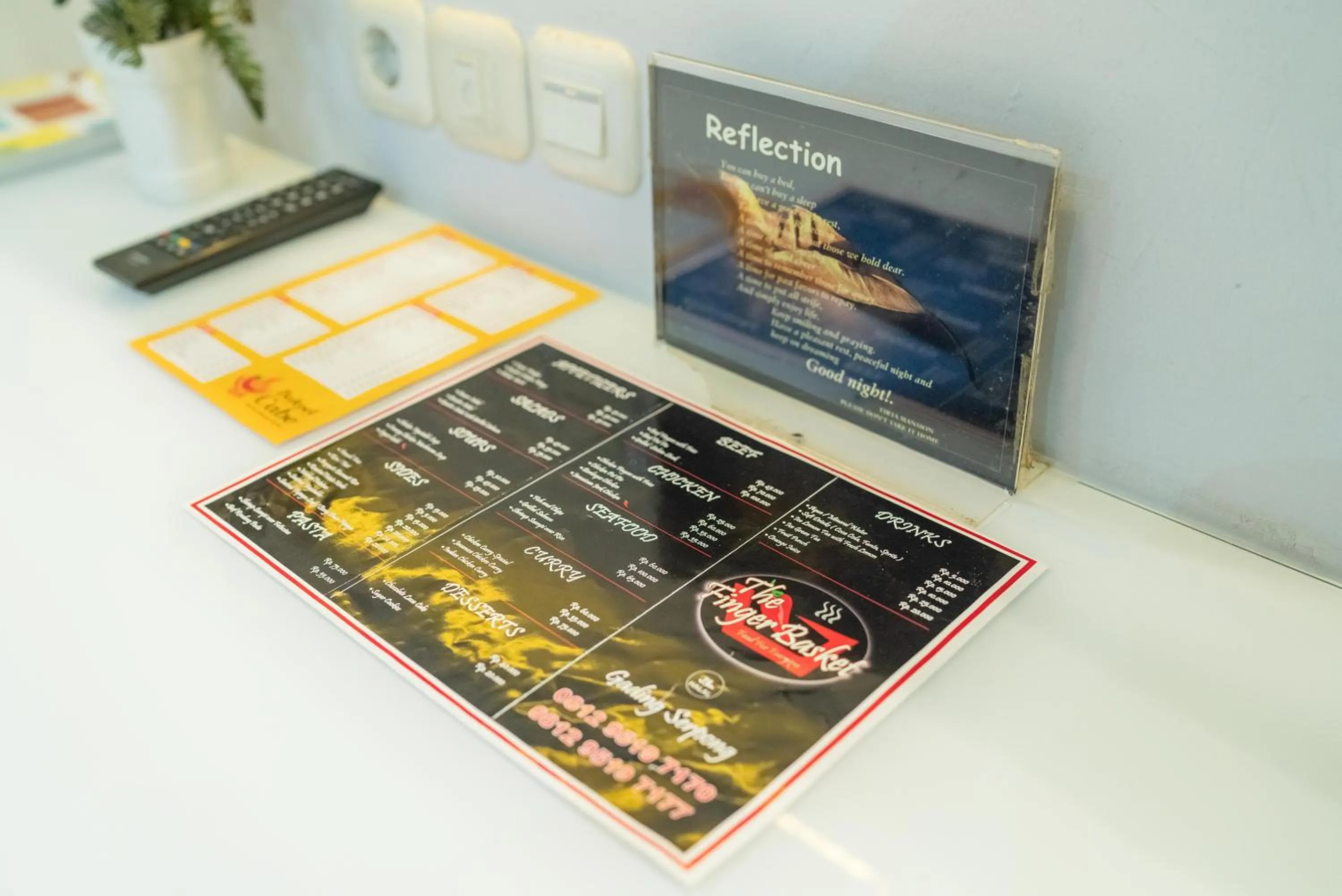 RedDoorz at Tirta Mansion Paramount Gading