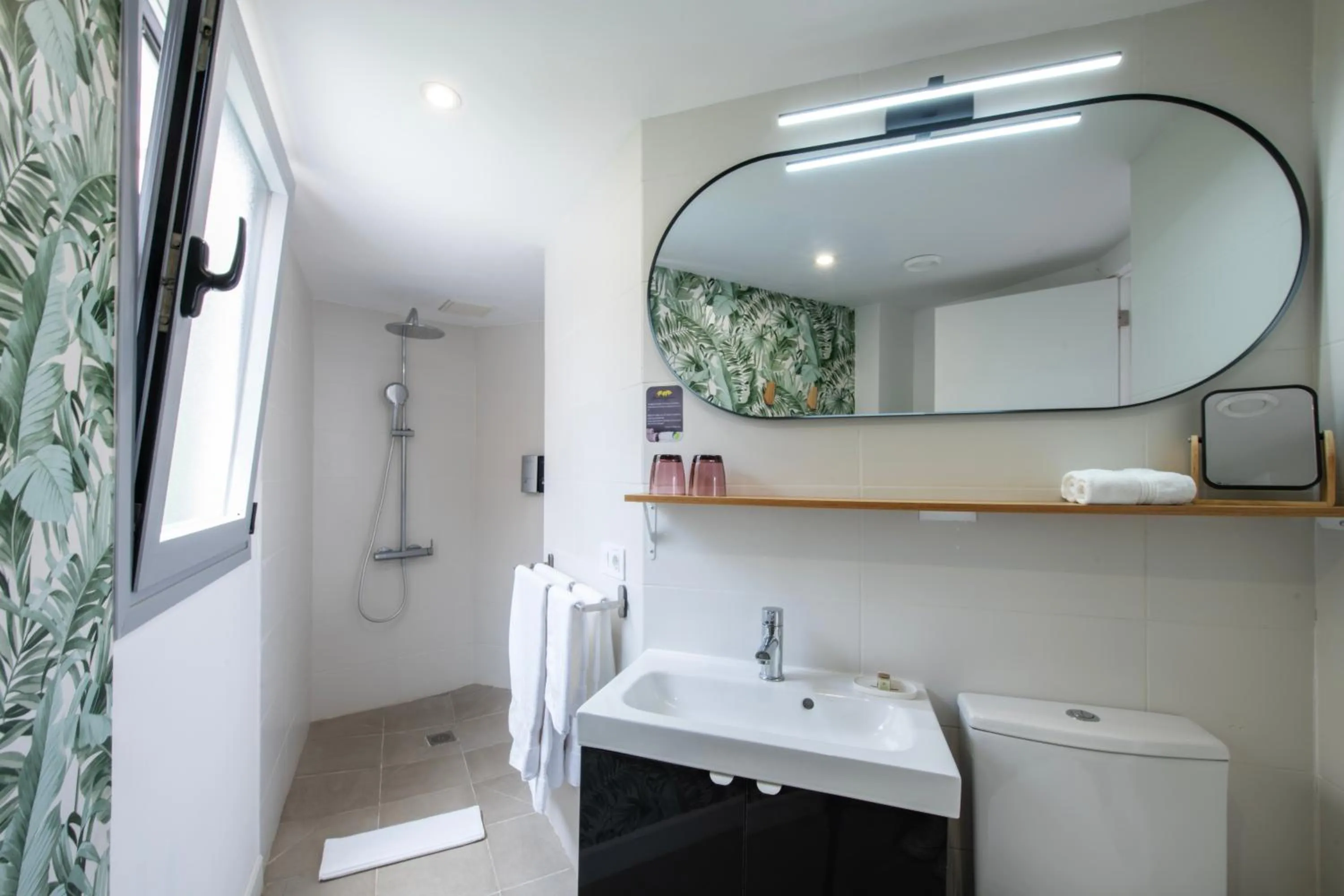 Shower in Banana Garden La Palma