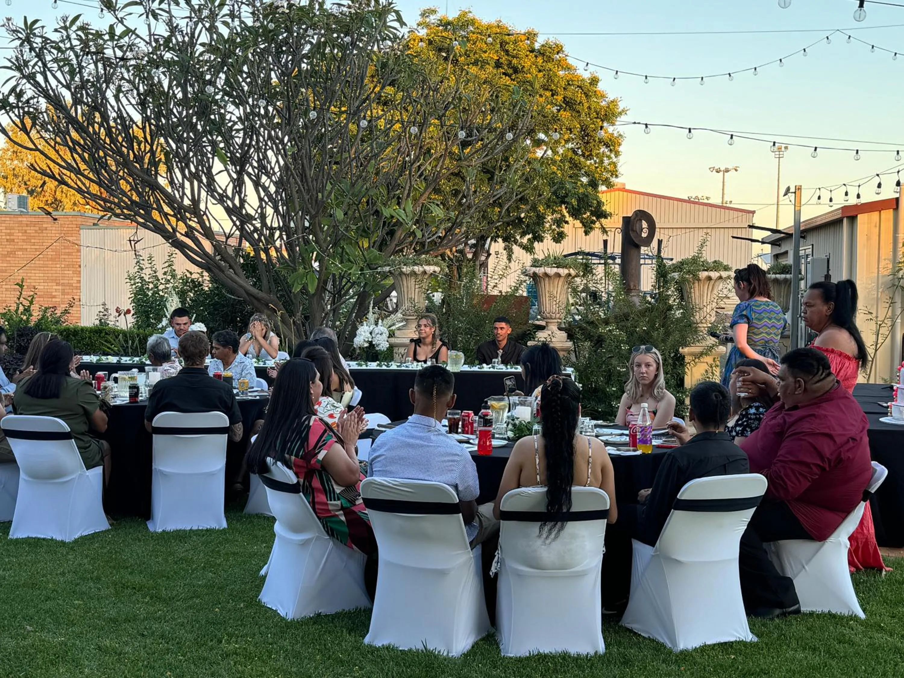 Restaurant/places to eat in Club Boutique Hotel Cunnamulla