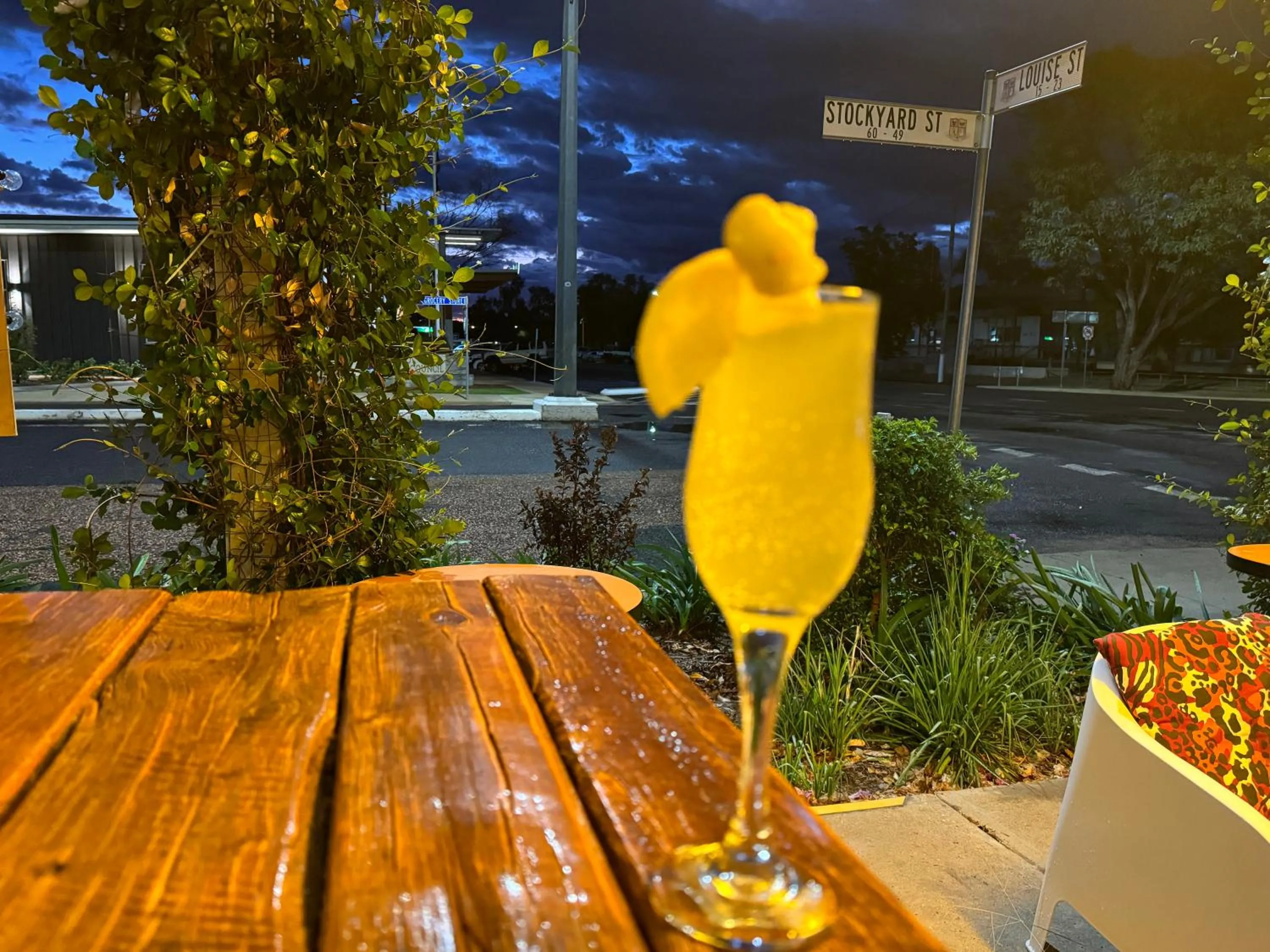 Restaurant/places to eat in Club Boutique Hotel Cunnamulla