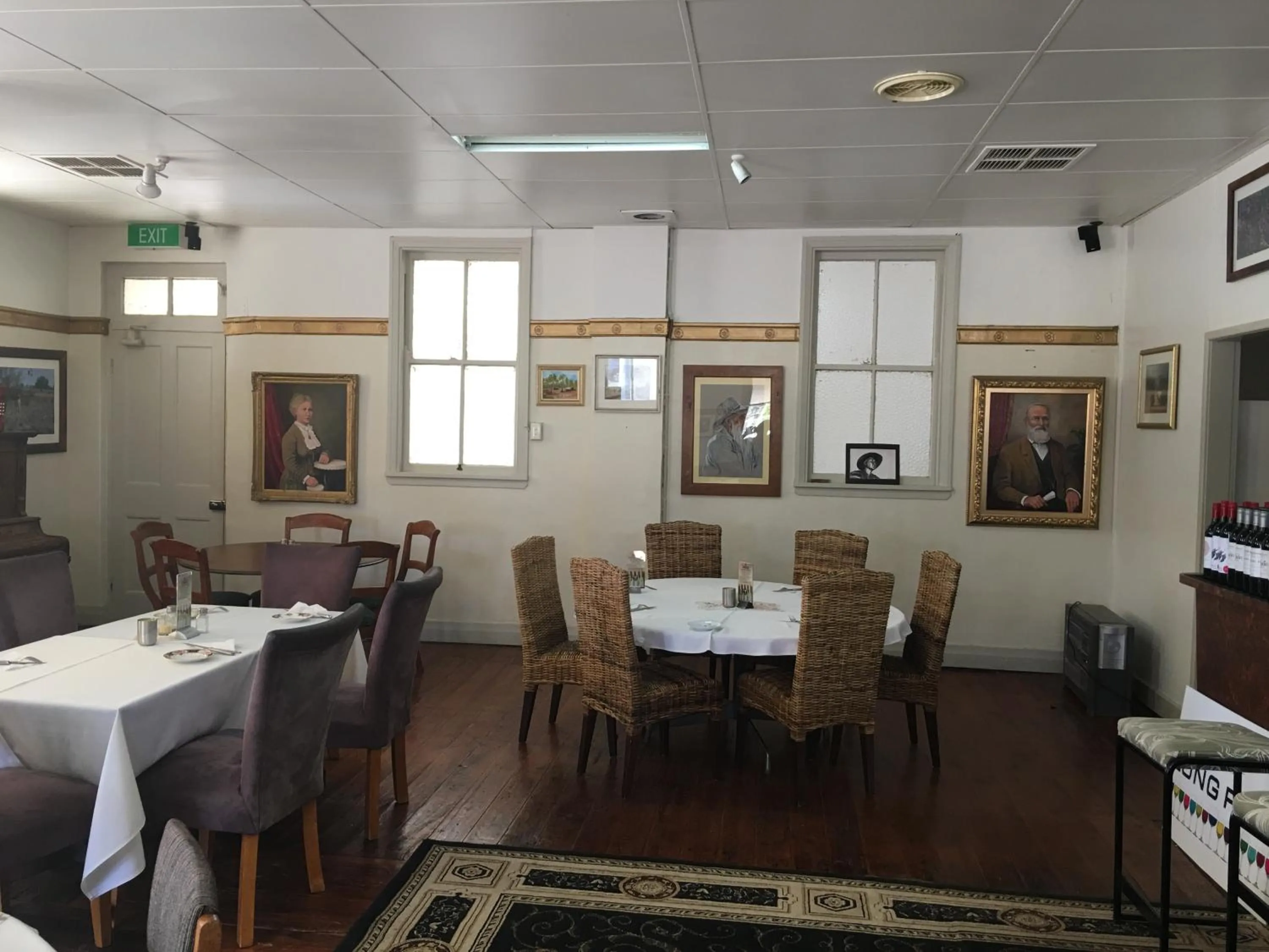 Restaurant/places to eat in Club Boutique Hotel Cunnamulla