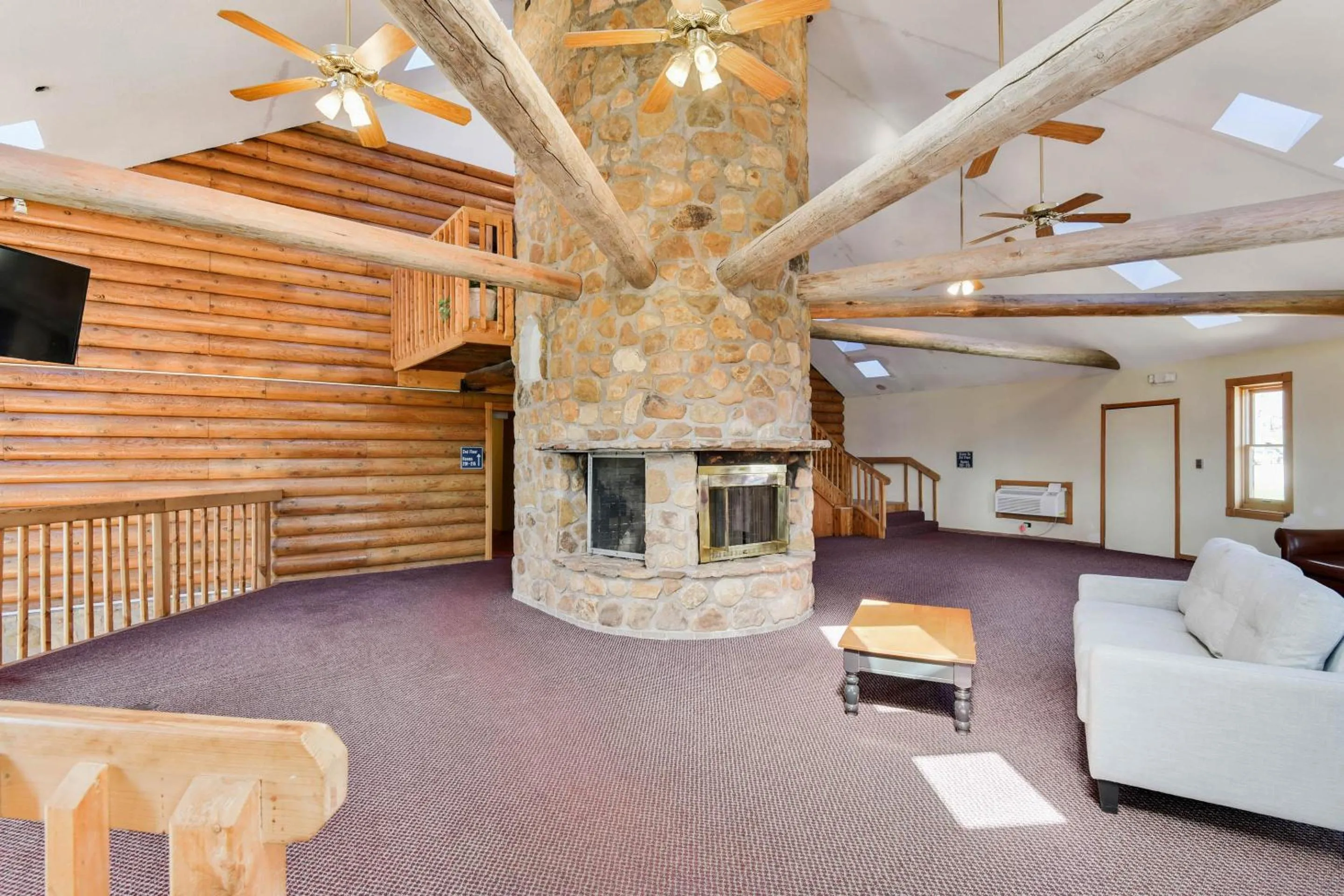 Other in Casa Loma Inn & Suites by OYO Davenport IA near I-80