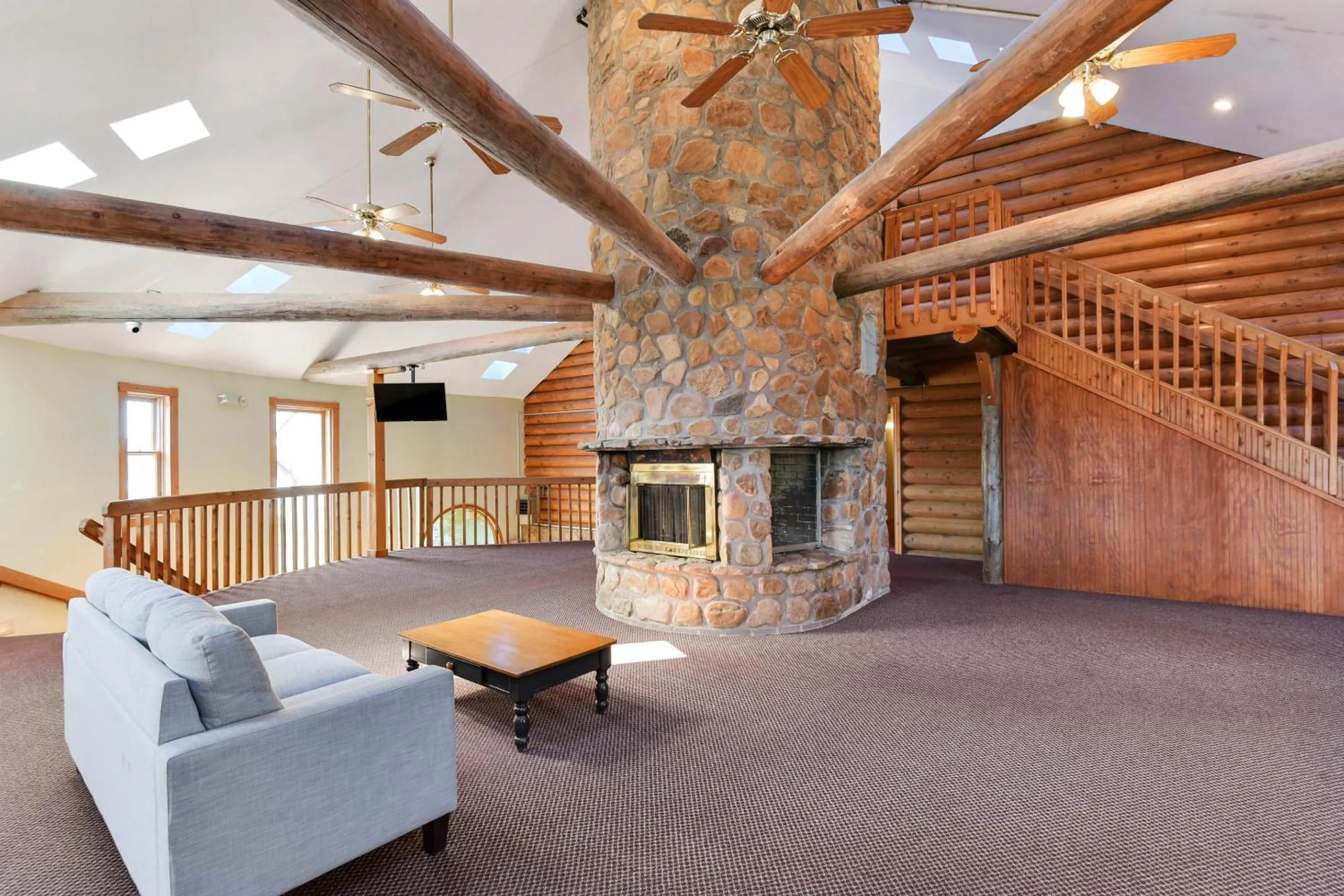 Other in Casa Loma Inn & Suites by OYO Davenport IA near I-80