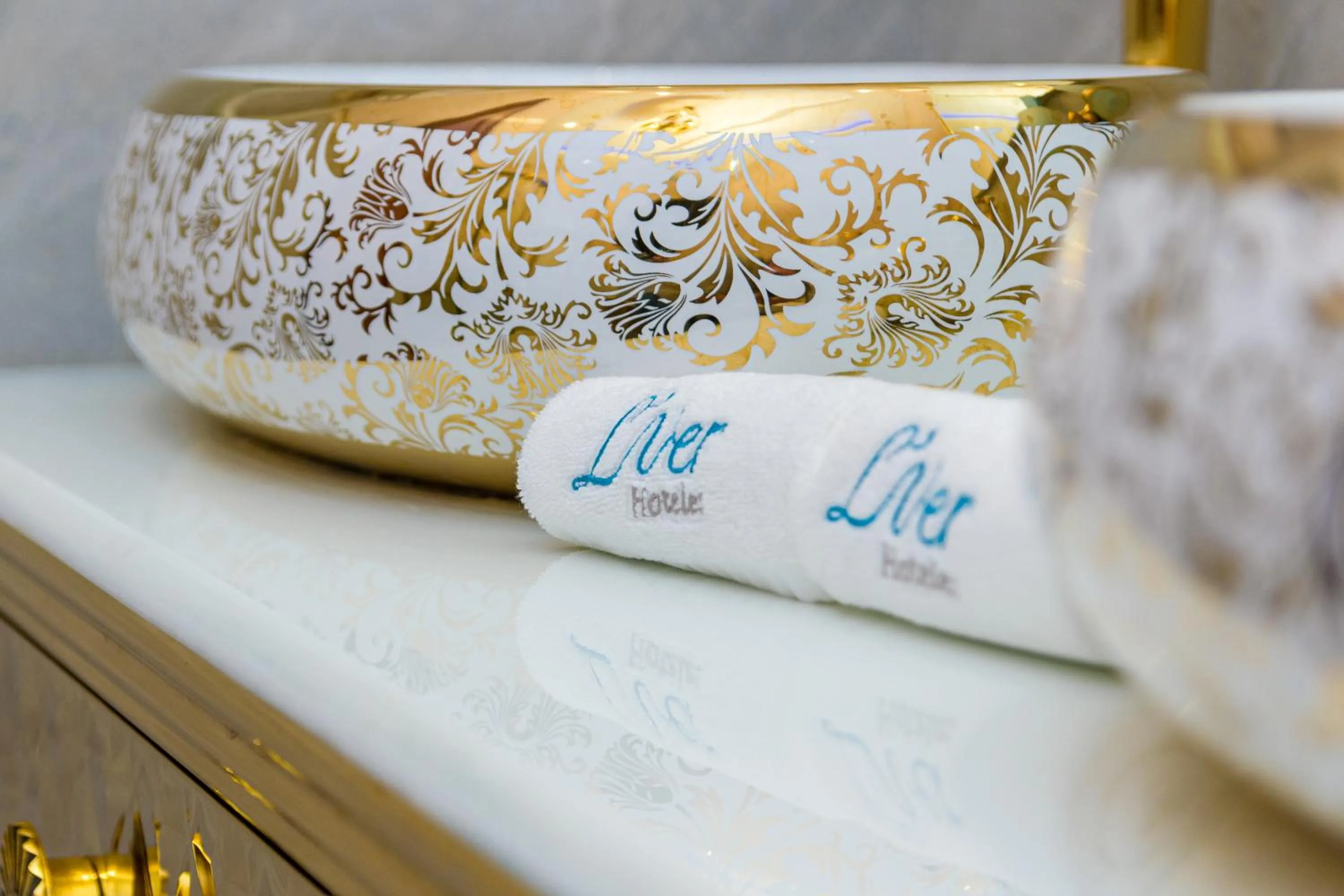 Bathroom in L'ver Hotel