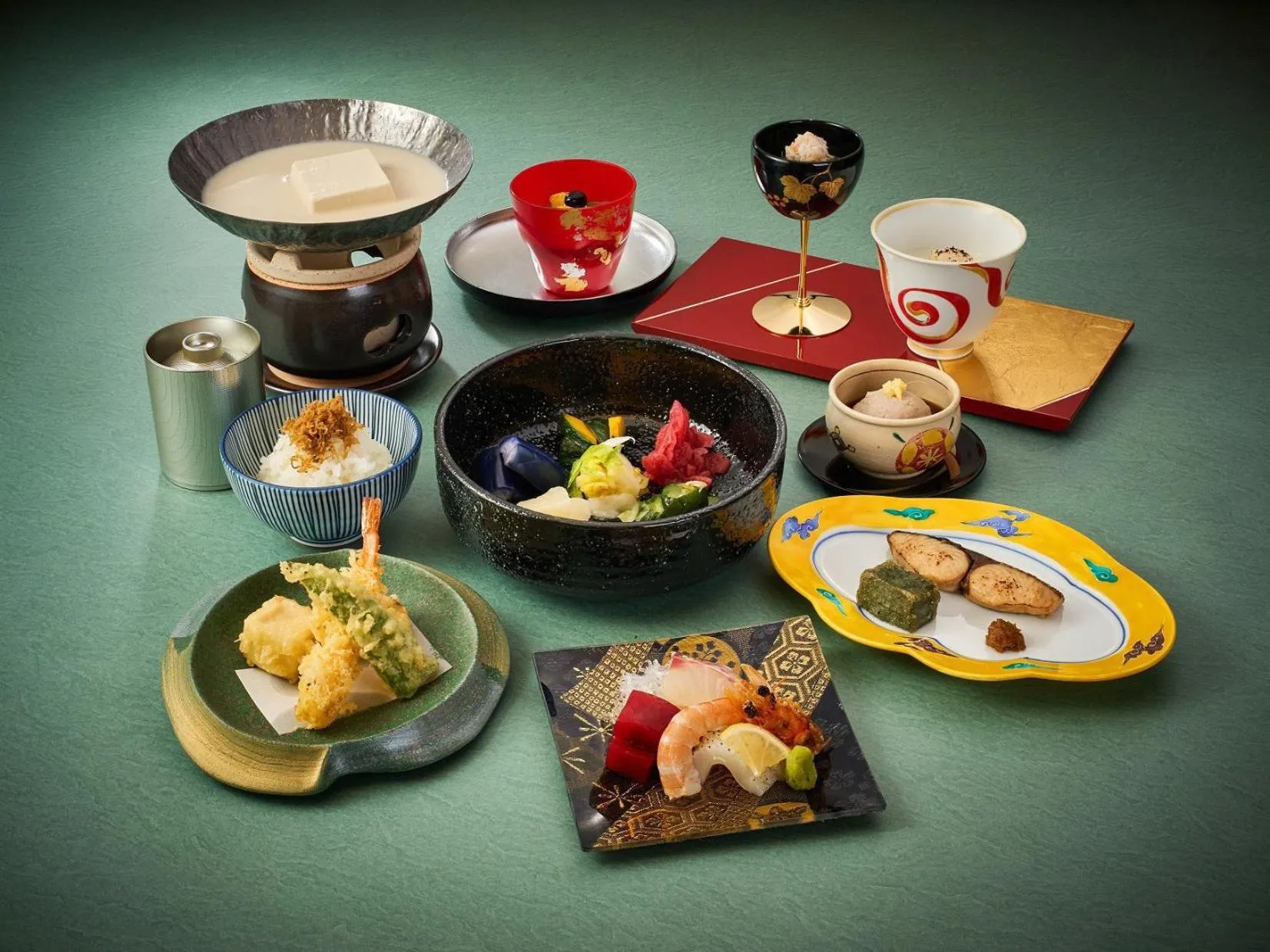 Food and drinks in Sun Members Kyoto Saga