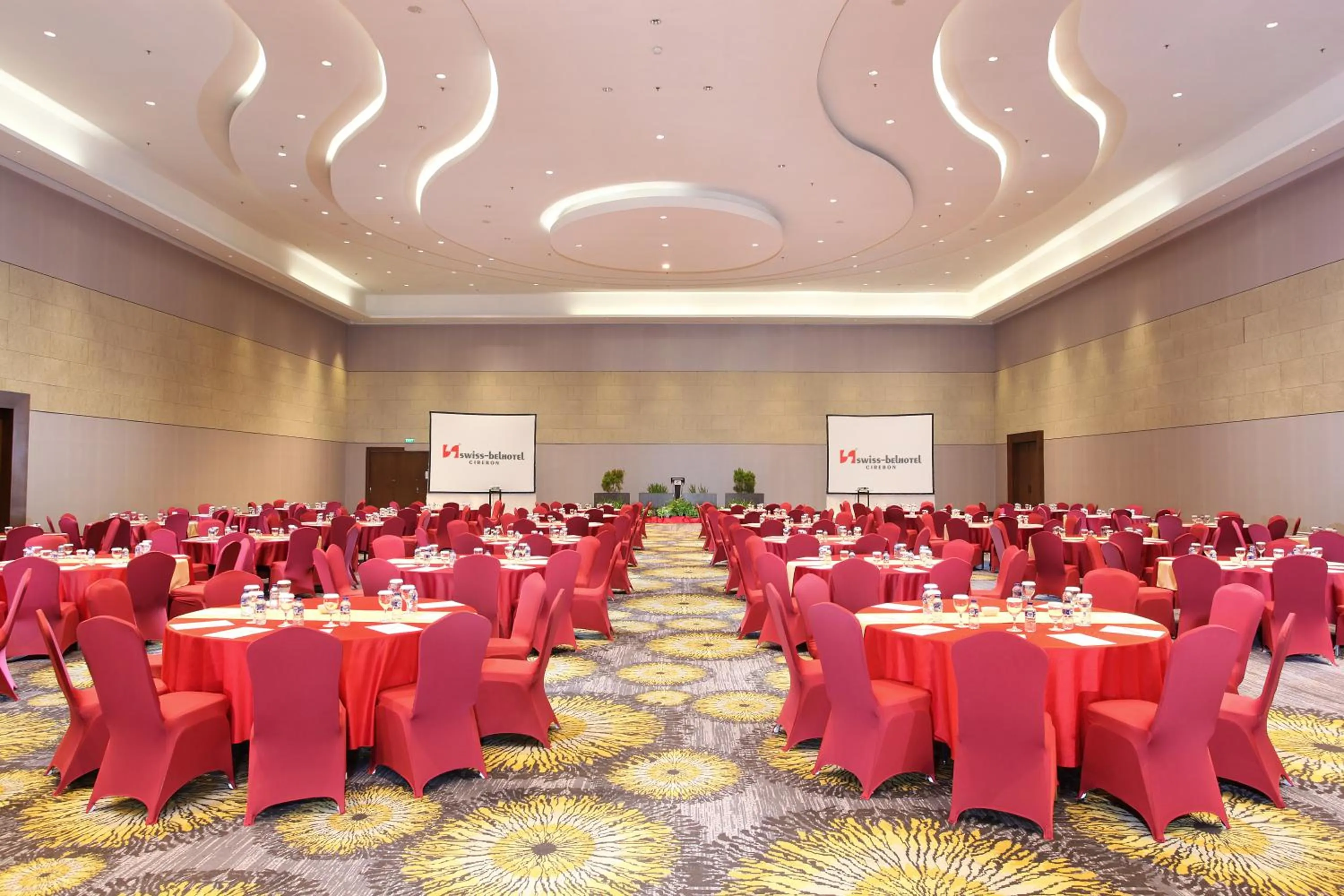 Banquet/Function facilities in Swiss-Belhotel Cirebon