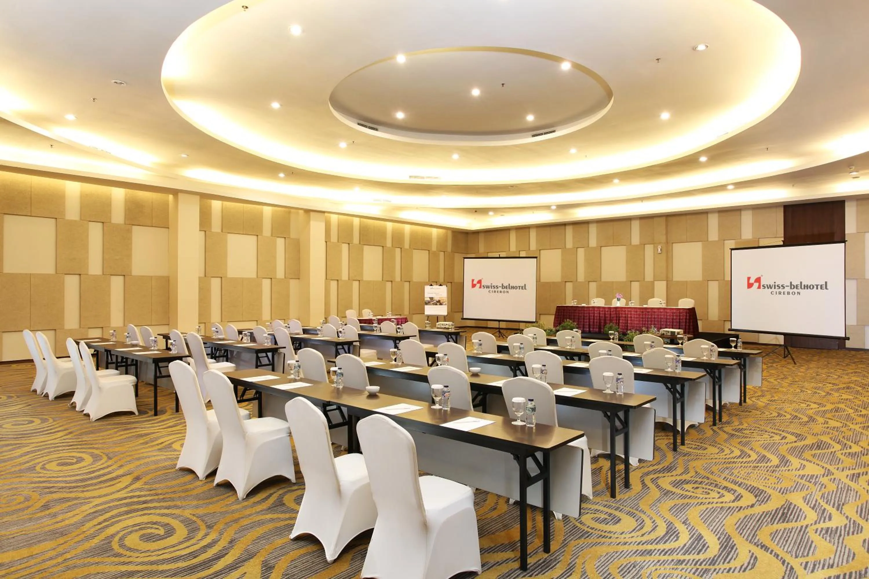 Banquet/Function facilities in Swiss-Belhotel Cirebon