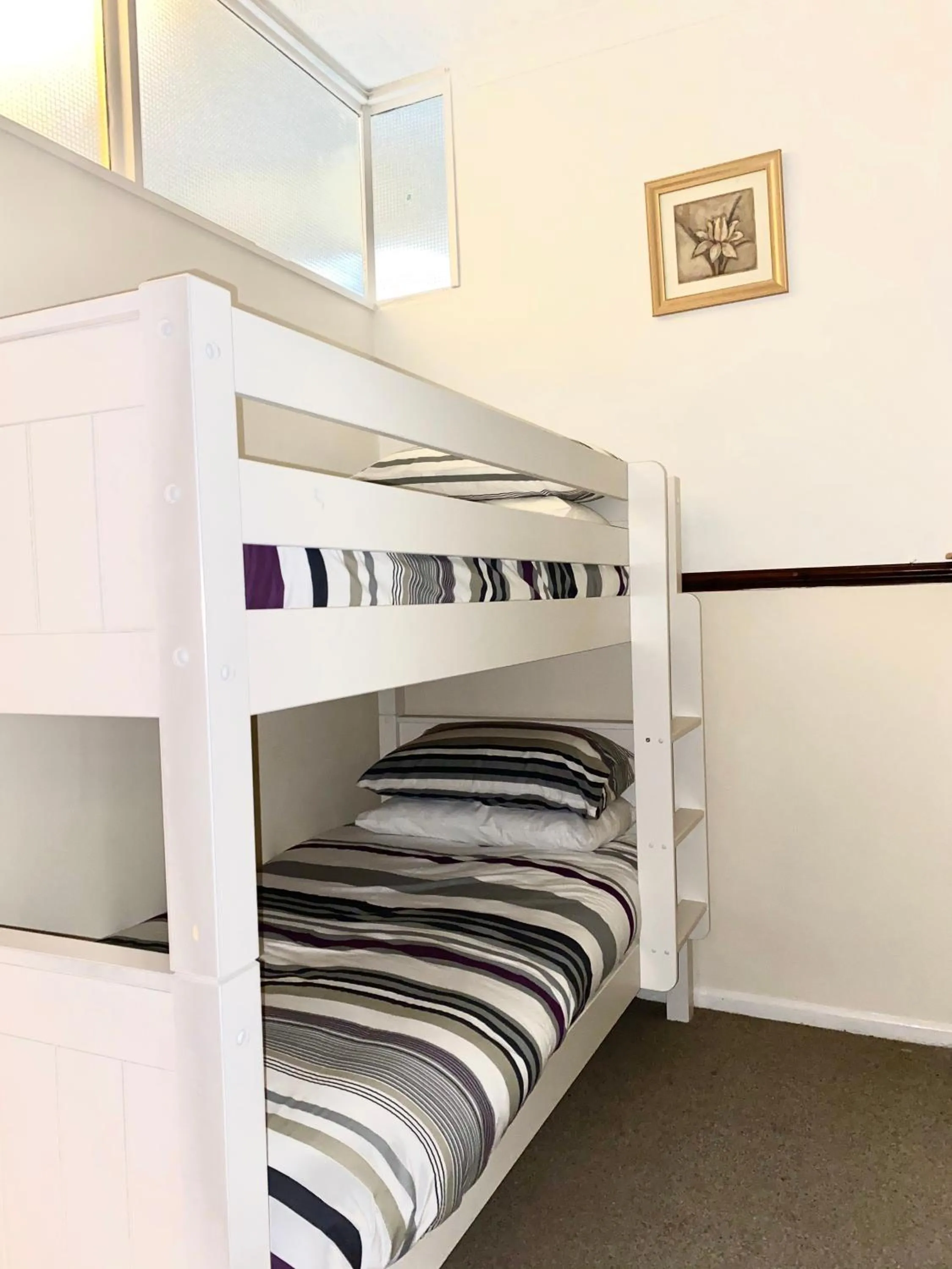 Bedroom, Bed in Seaford Lodge Apartments