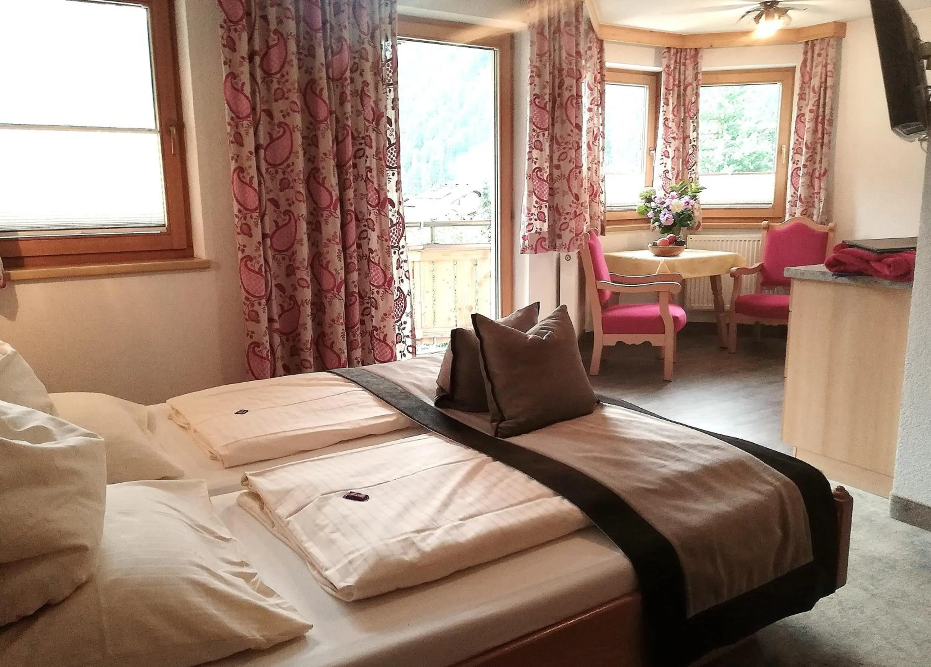 Photo of the whole room, Bed in Apart Austria