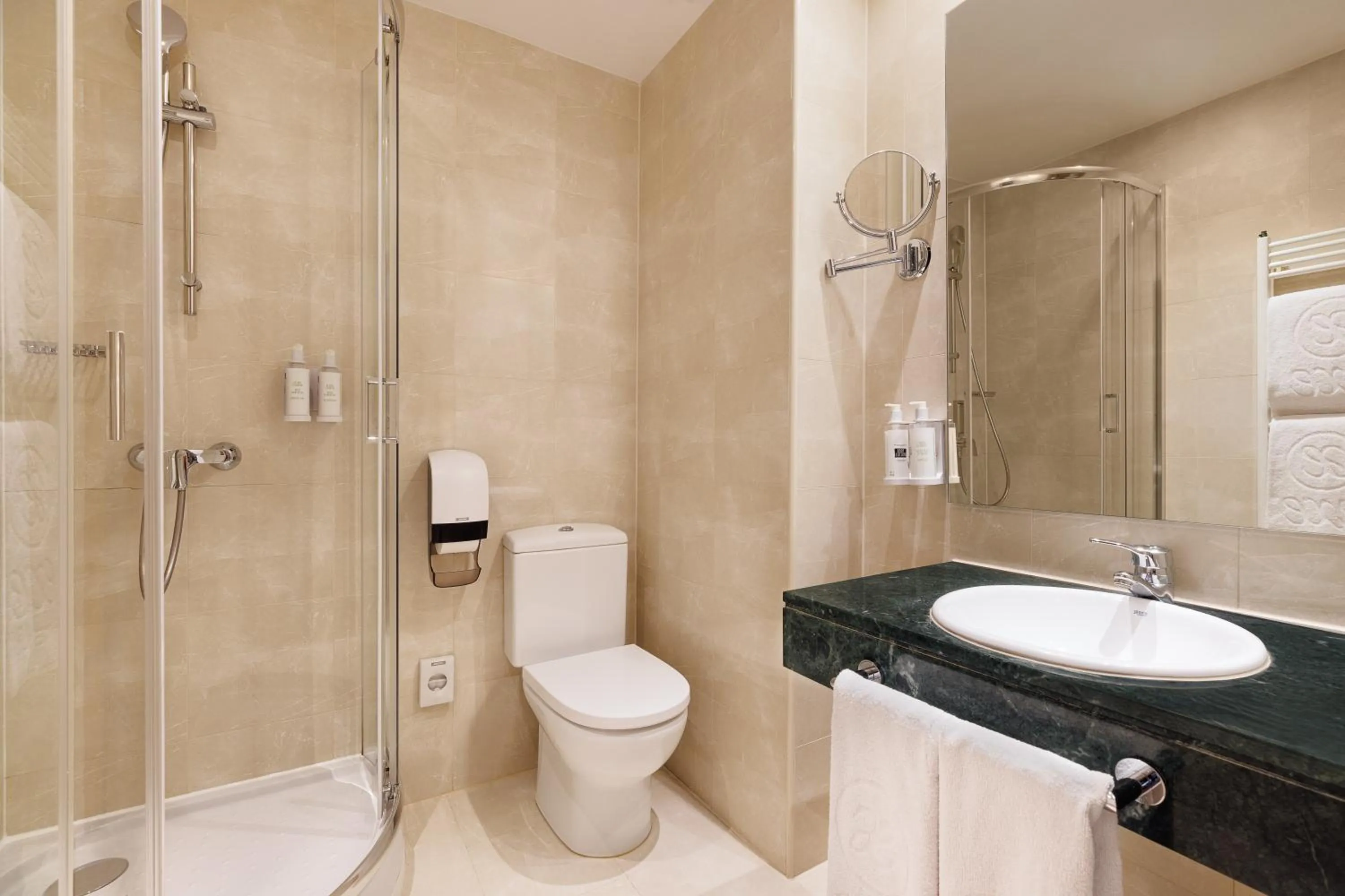 Shower in Exe Vienna