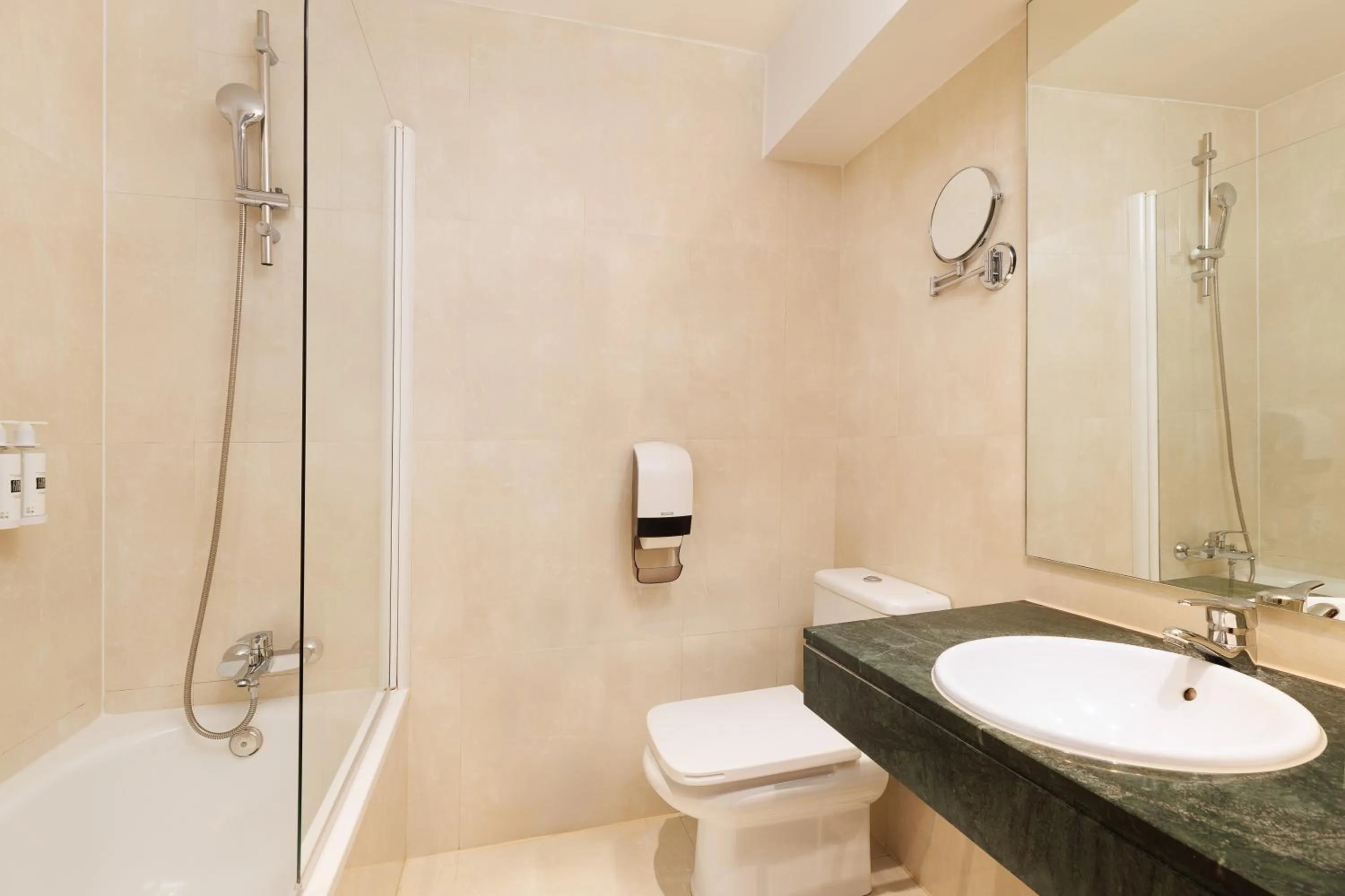 Shower in Exe Vienna