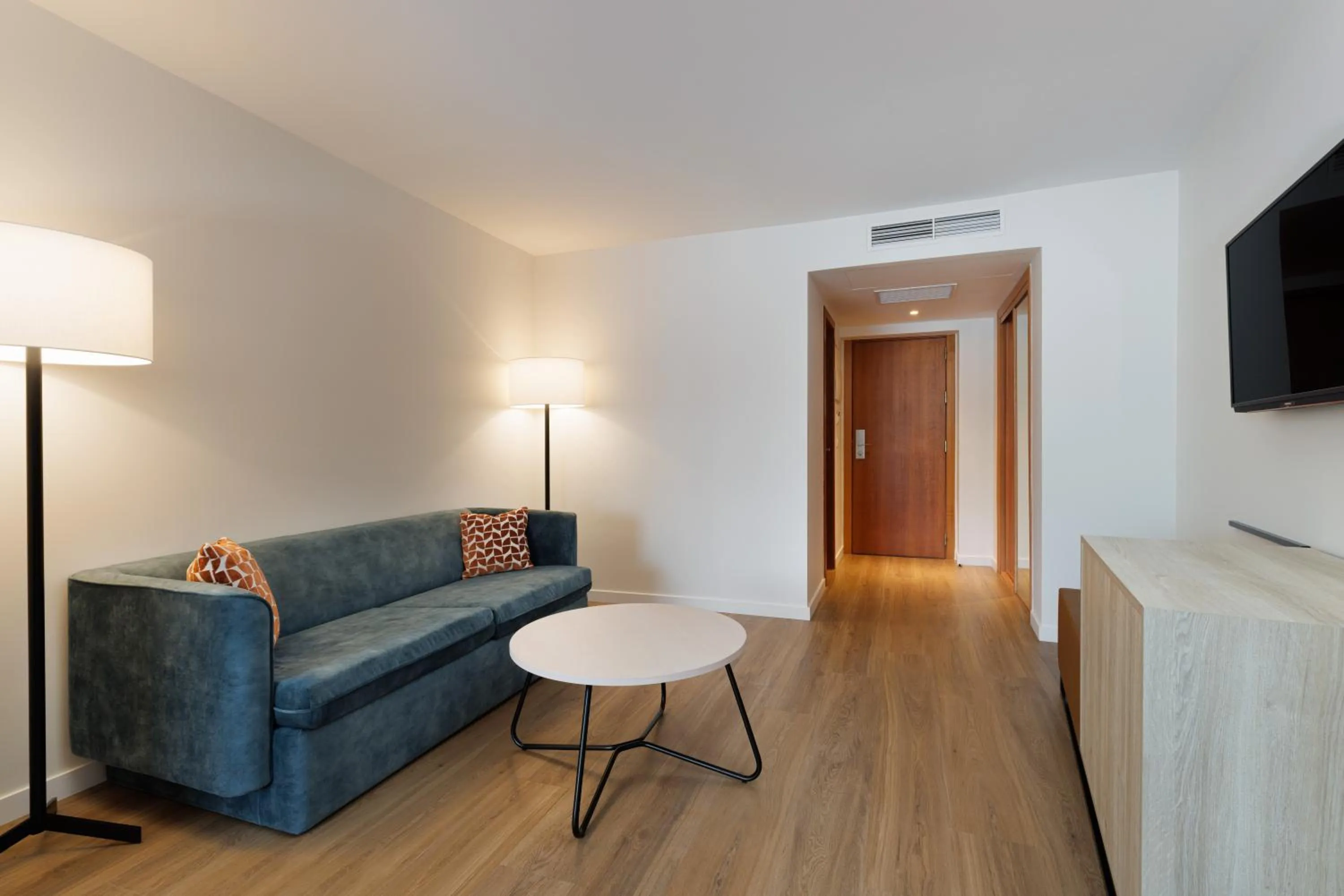 TV and multimedia in Exe Vienna