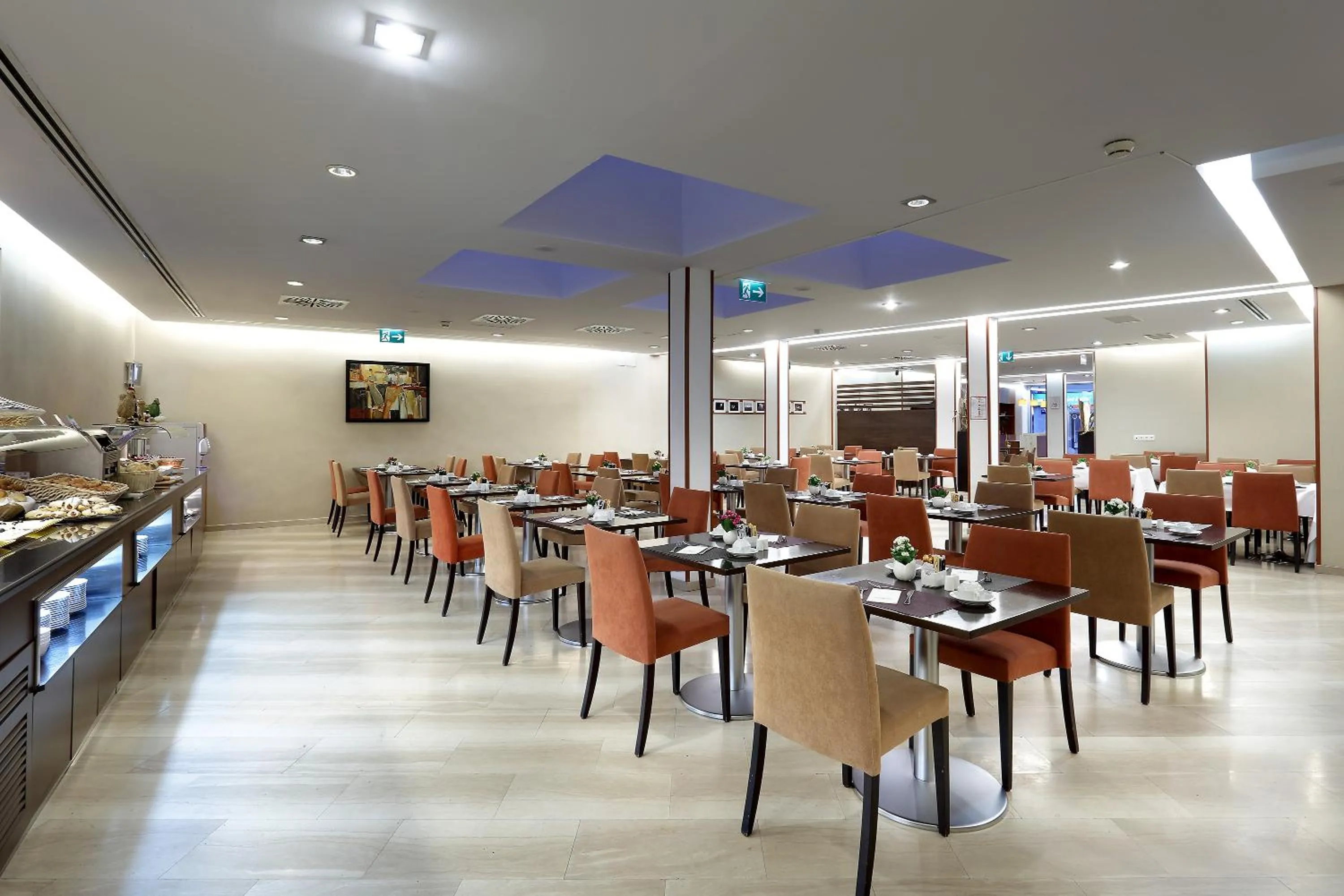 Restaurant/places to eat in Exe Vienna