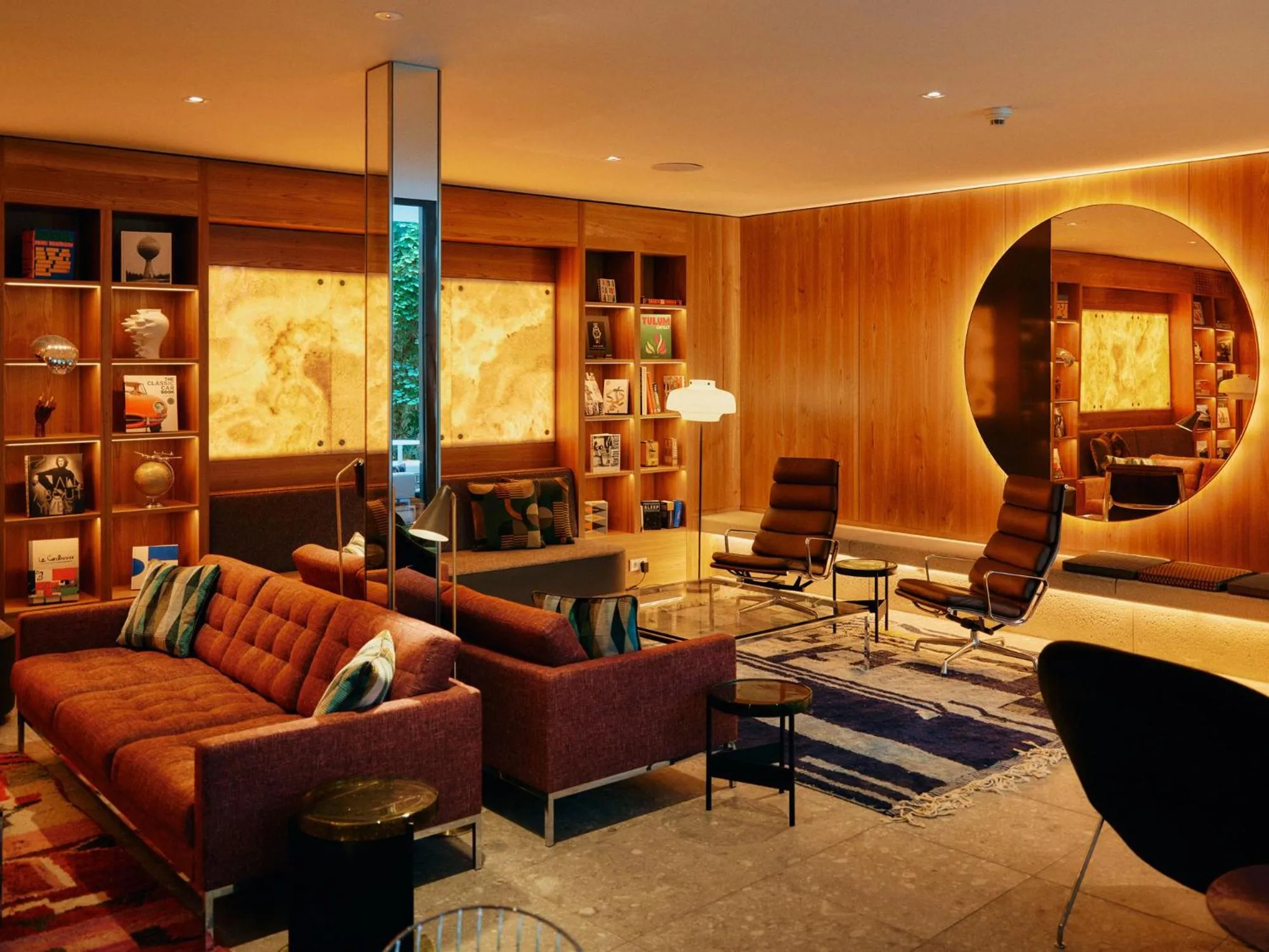 Library in Hotel Ploberger