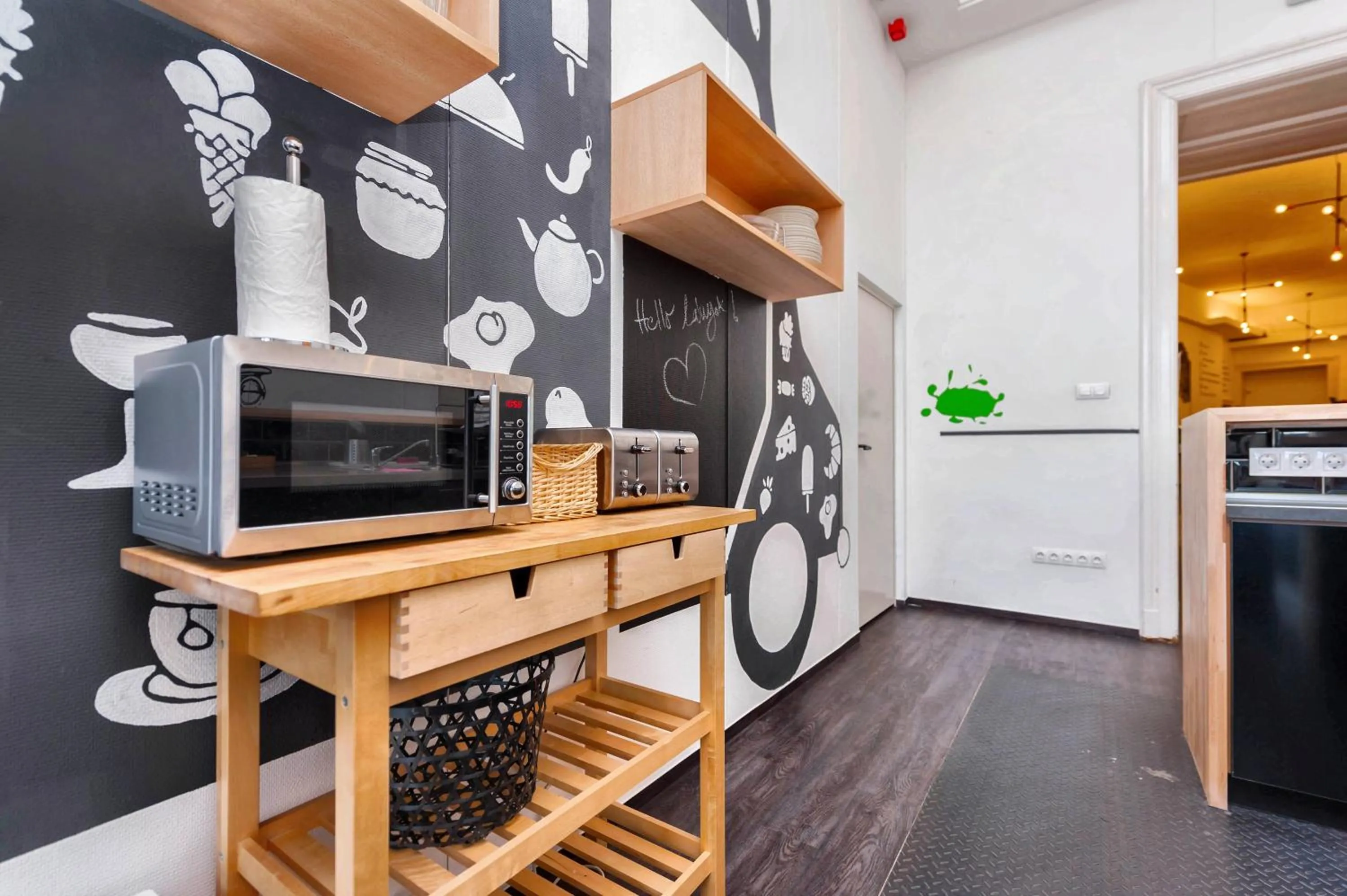 Communal kitchen in Adagio Hostel Basilica