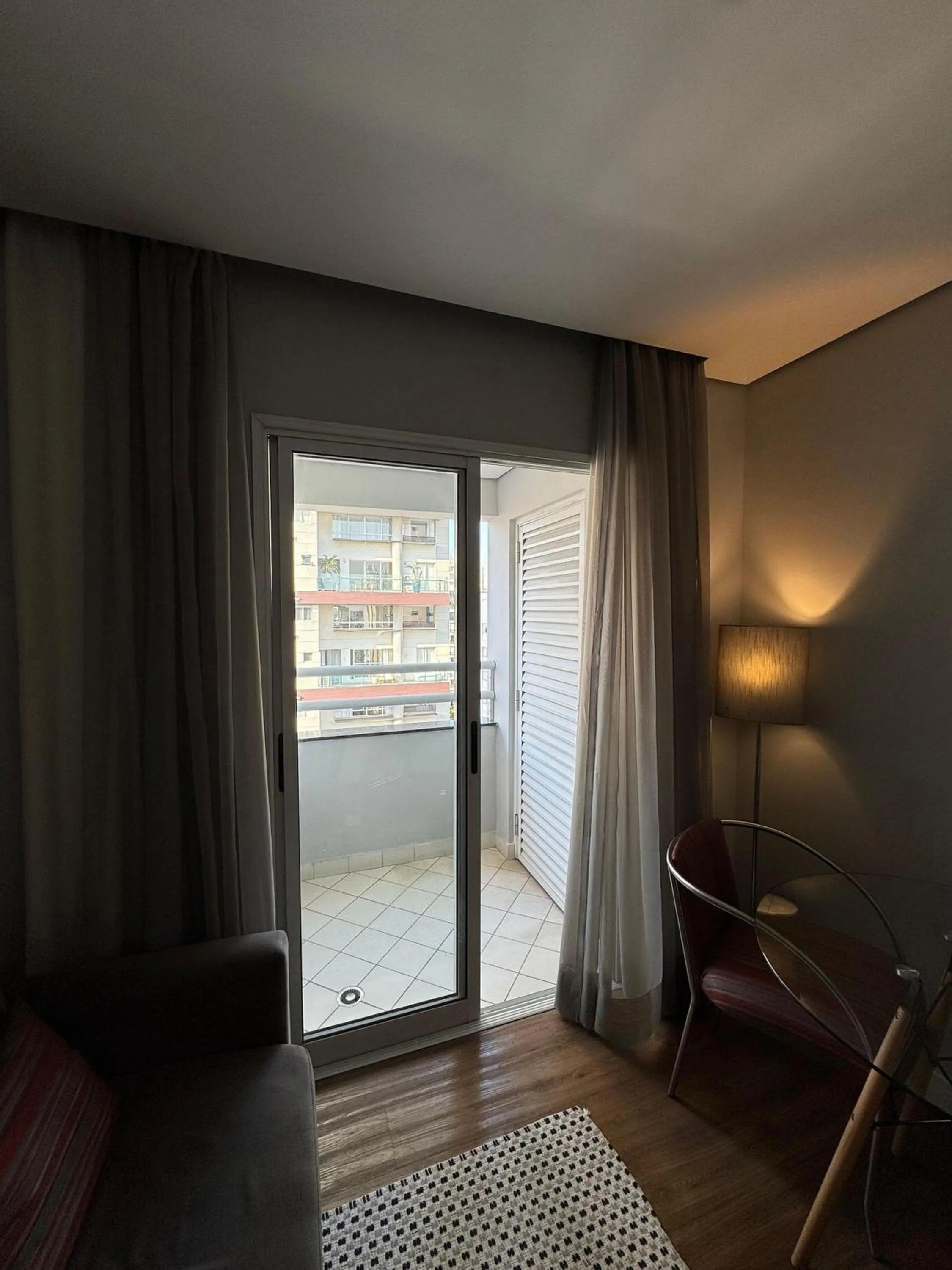 Balcony/Terrace, Bed in Get a Flat 1103/Jardins /Paulista