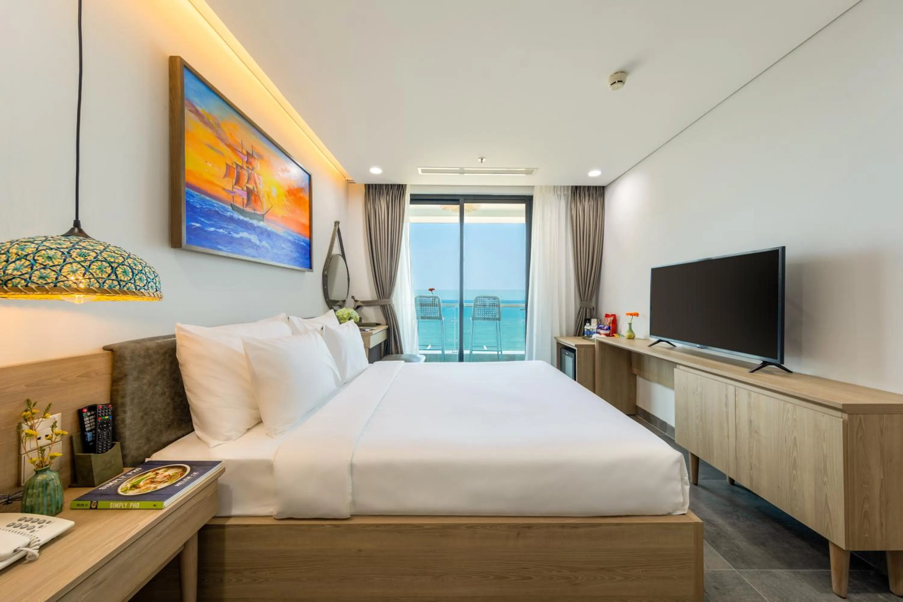 Bed in Nguyen Gia Hotel