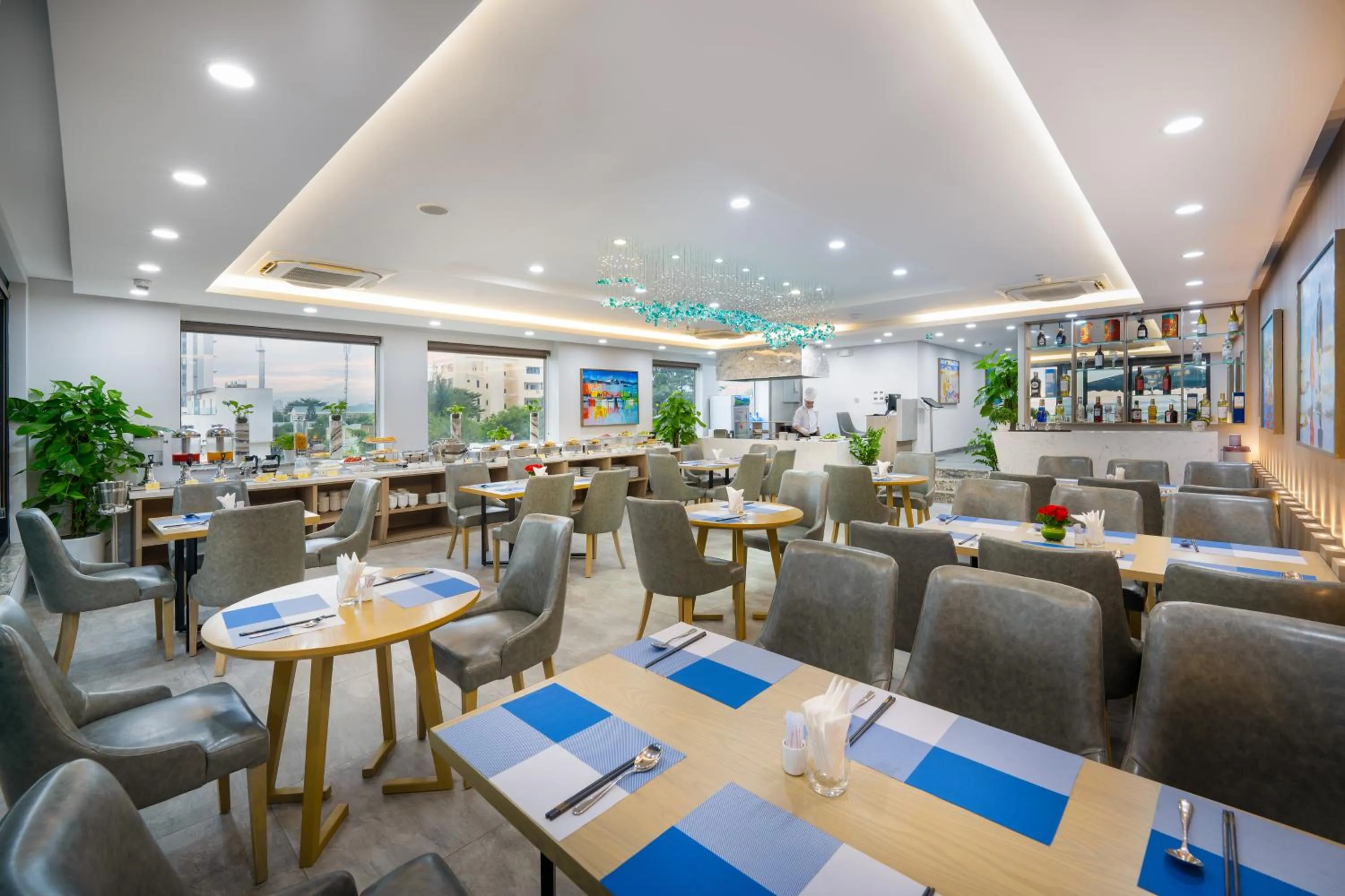 Restaurant/places to eat in Nguyen Gia Hotel