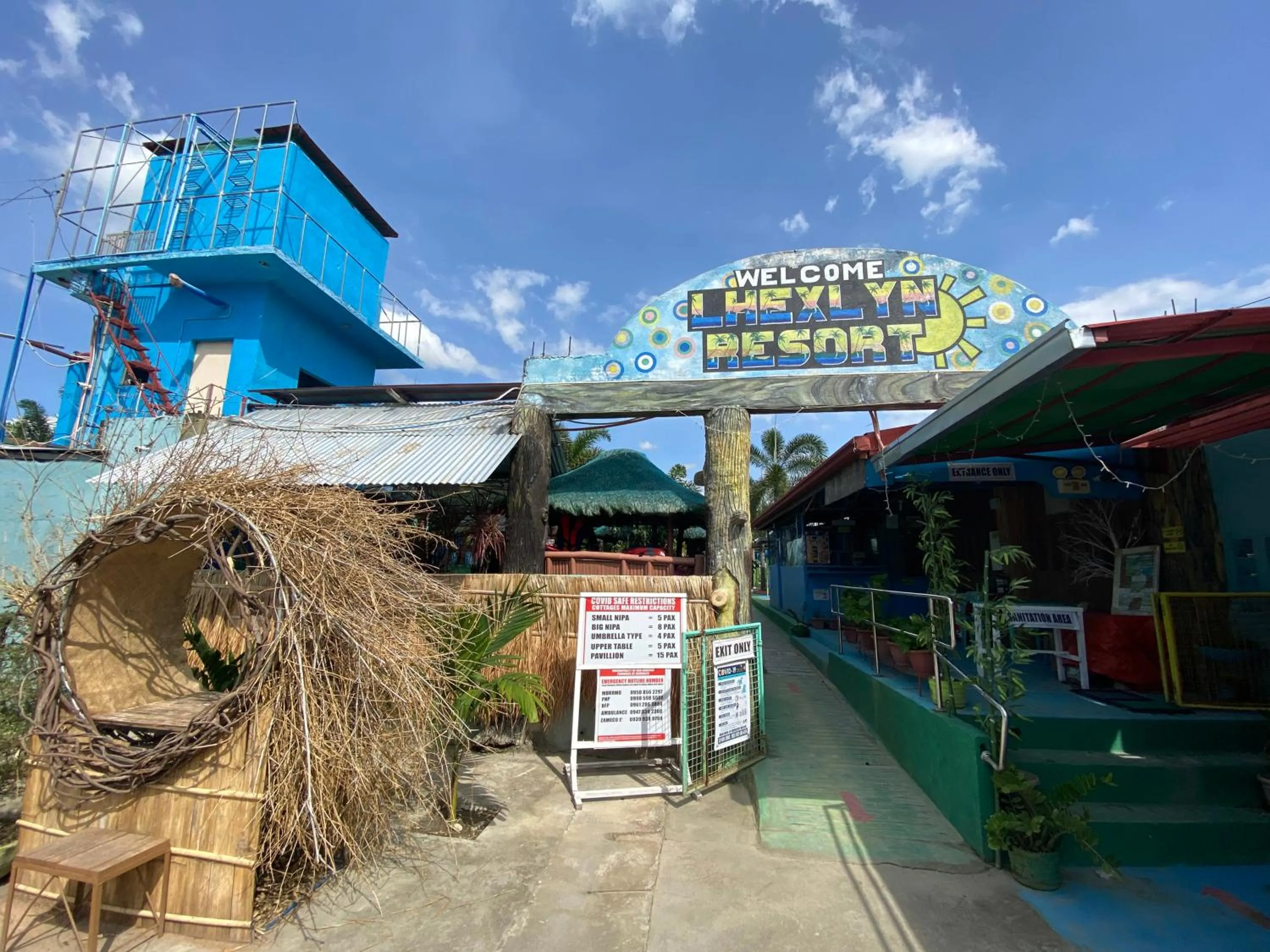 Property logo or sign in RedDoorz Plus @ Lhexlyn Resort San Narciso