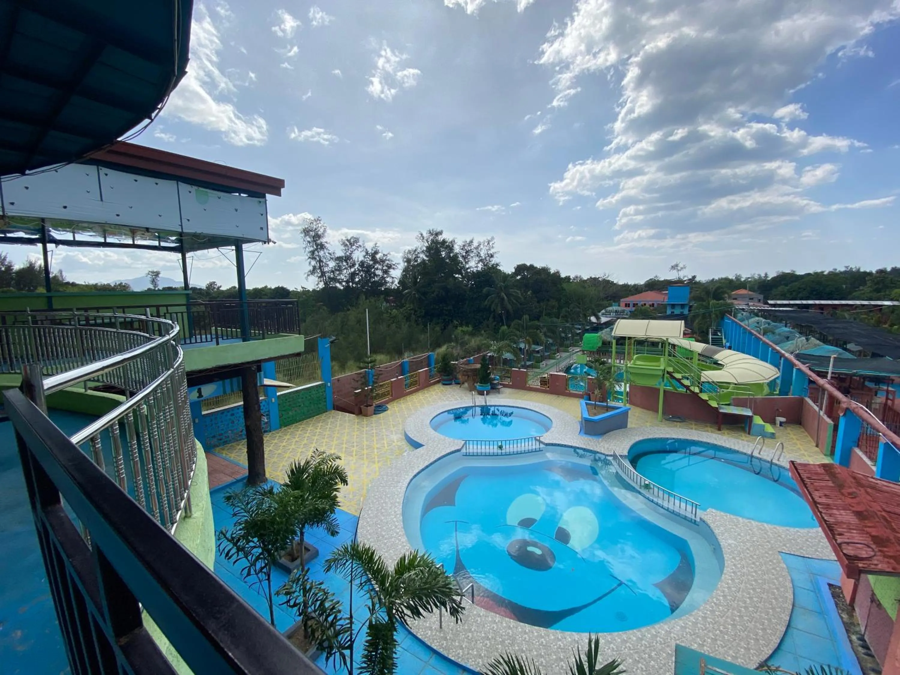 Aqua park in RedDoorz Plus @ Lhexlyn Resort San Narciso