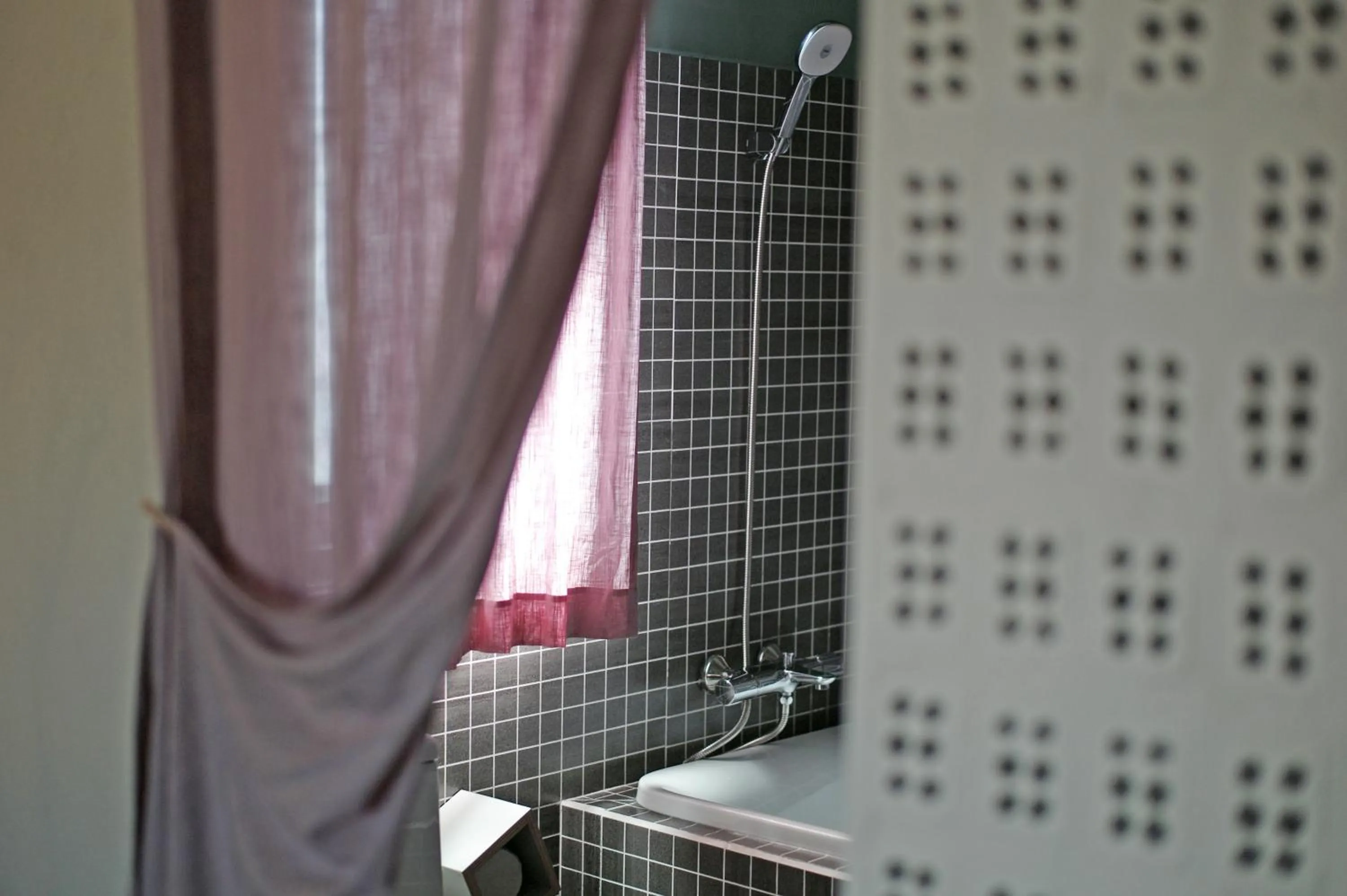 Shower in Kaia Gallery Hotel Hoi An