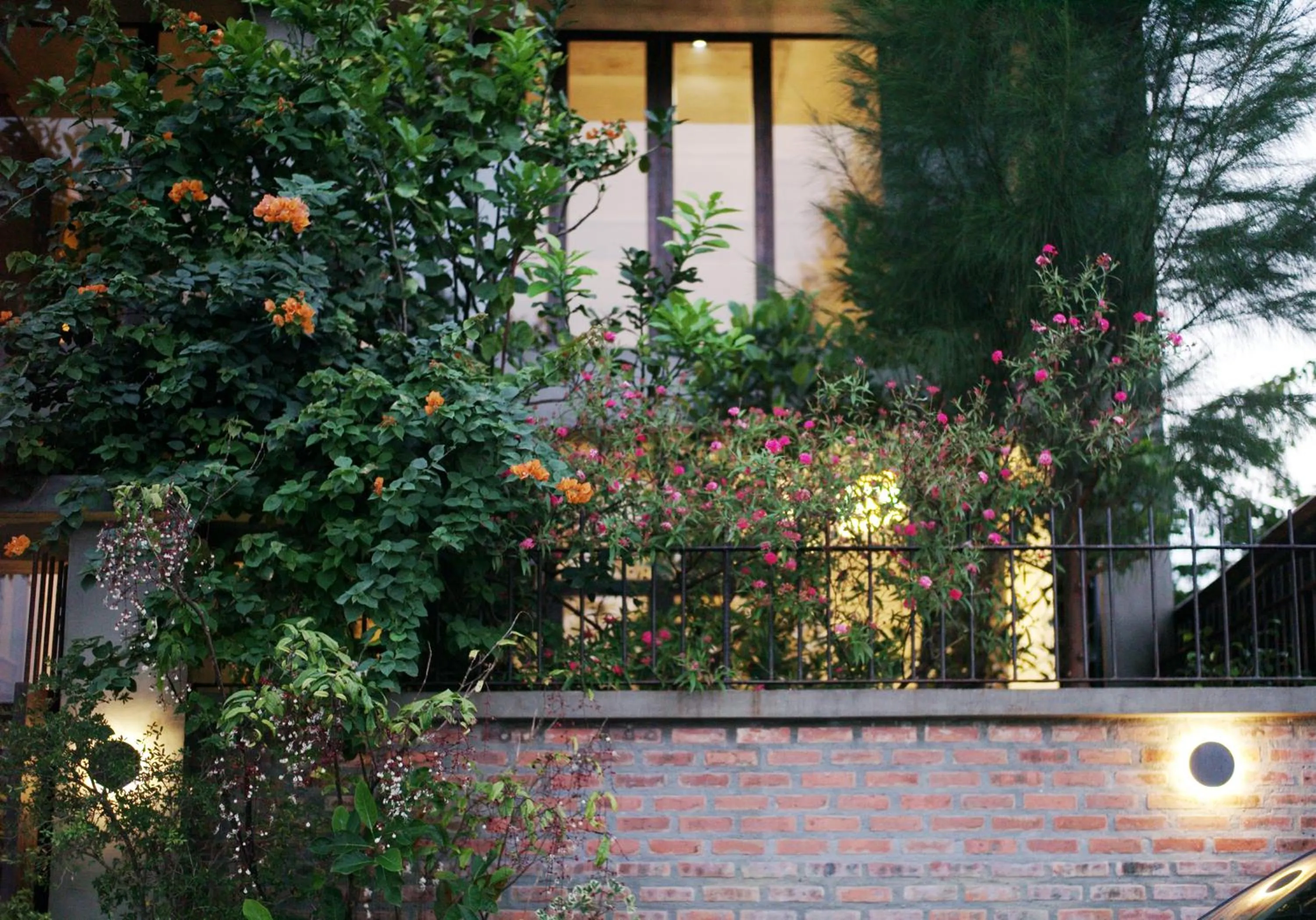 Facade/entrance in Kaia Gallery Hotel Hoi An