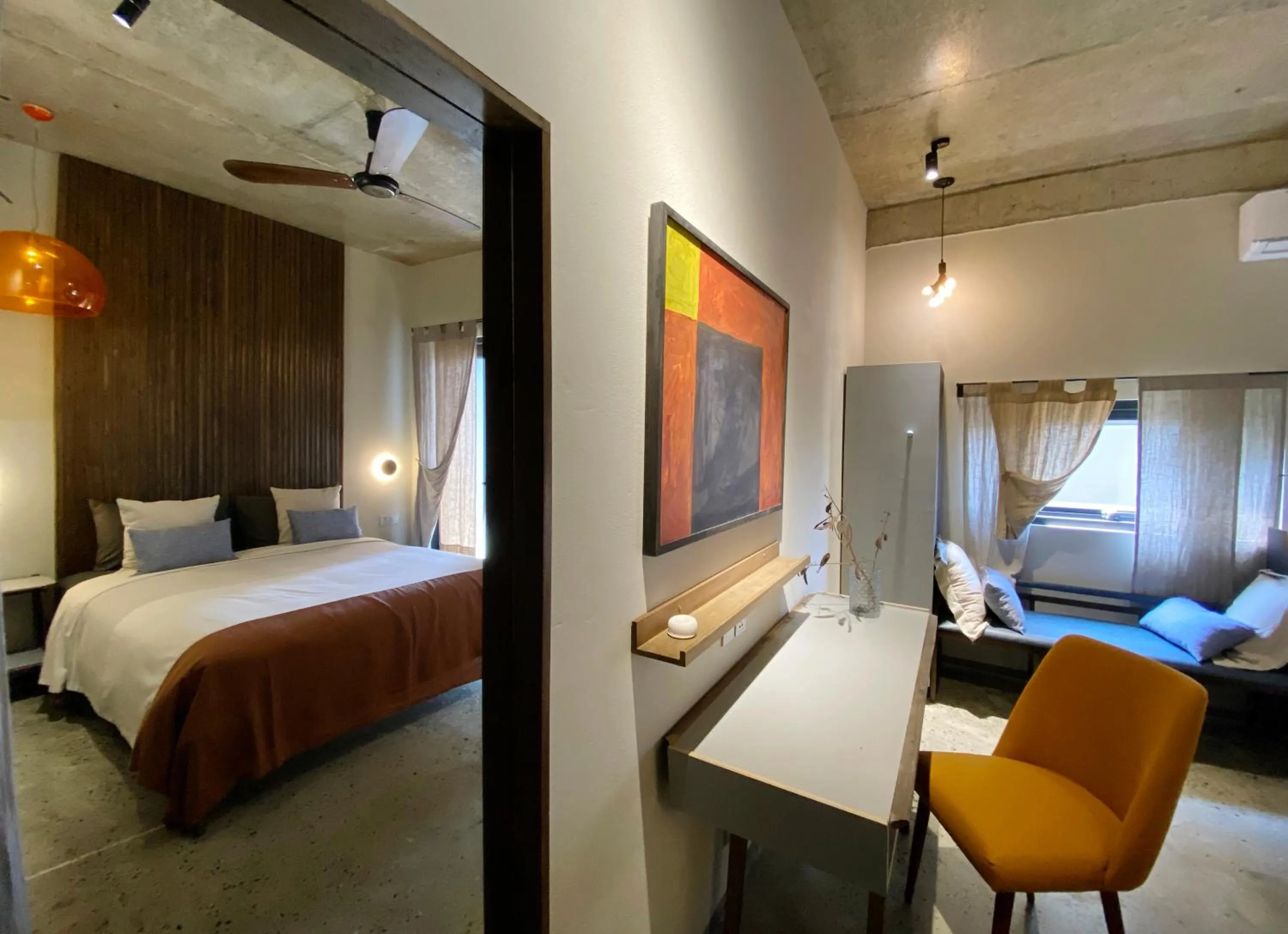 Bed in Kaia Gallery Hotel Hoi An