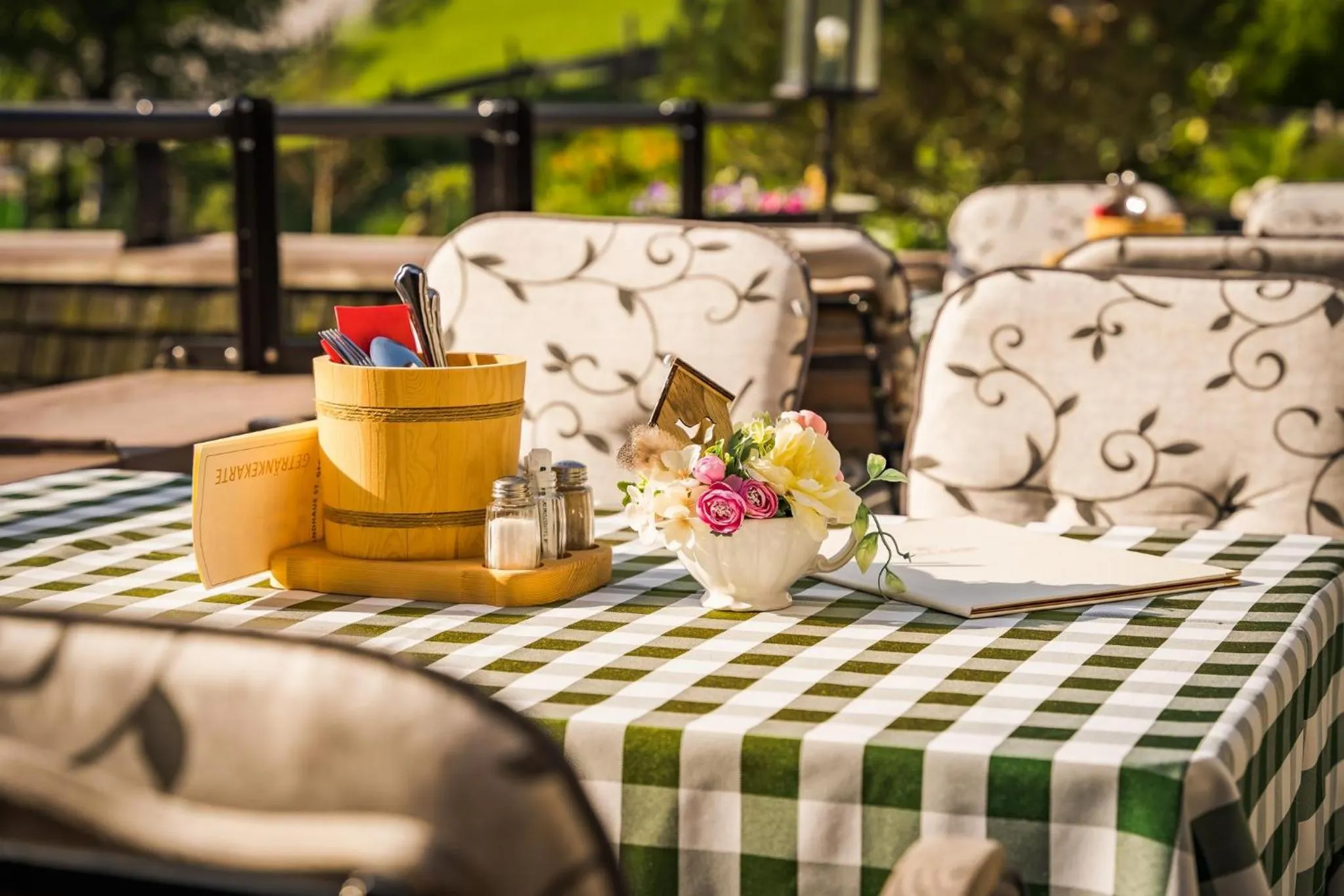 Restaurant/places to eat in Landhaus St. Georg