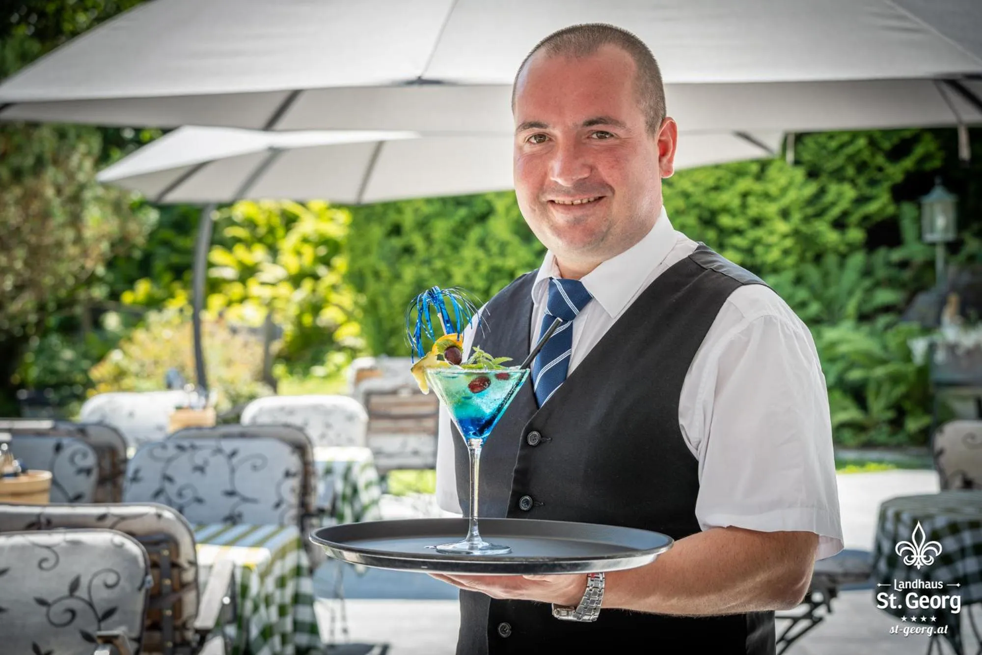 Restaurant/places to eat in Landhaus St. Georg