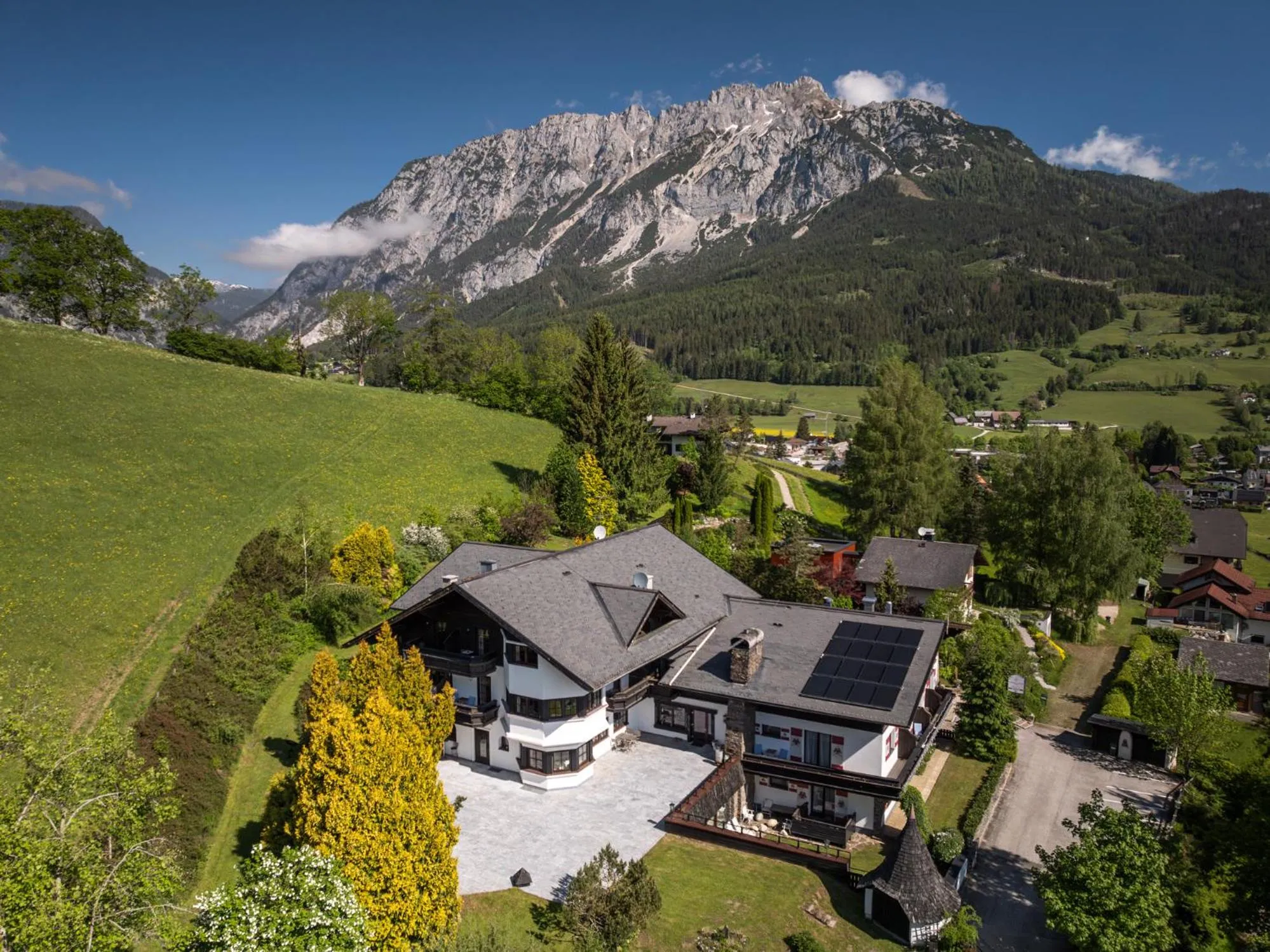 Property building in Landhaus St. Georg
