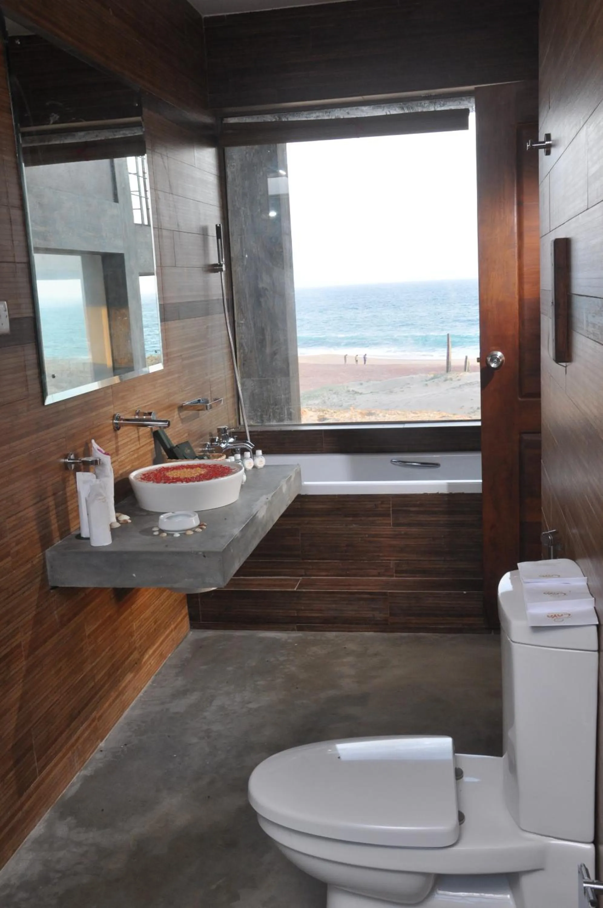 Bathroom in Laya Safari Resorts & Spa