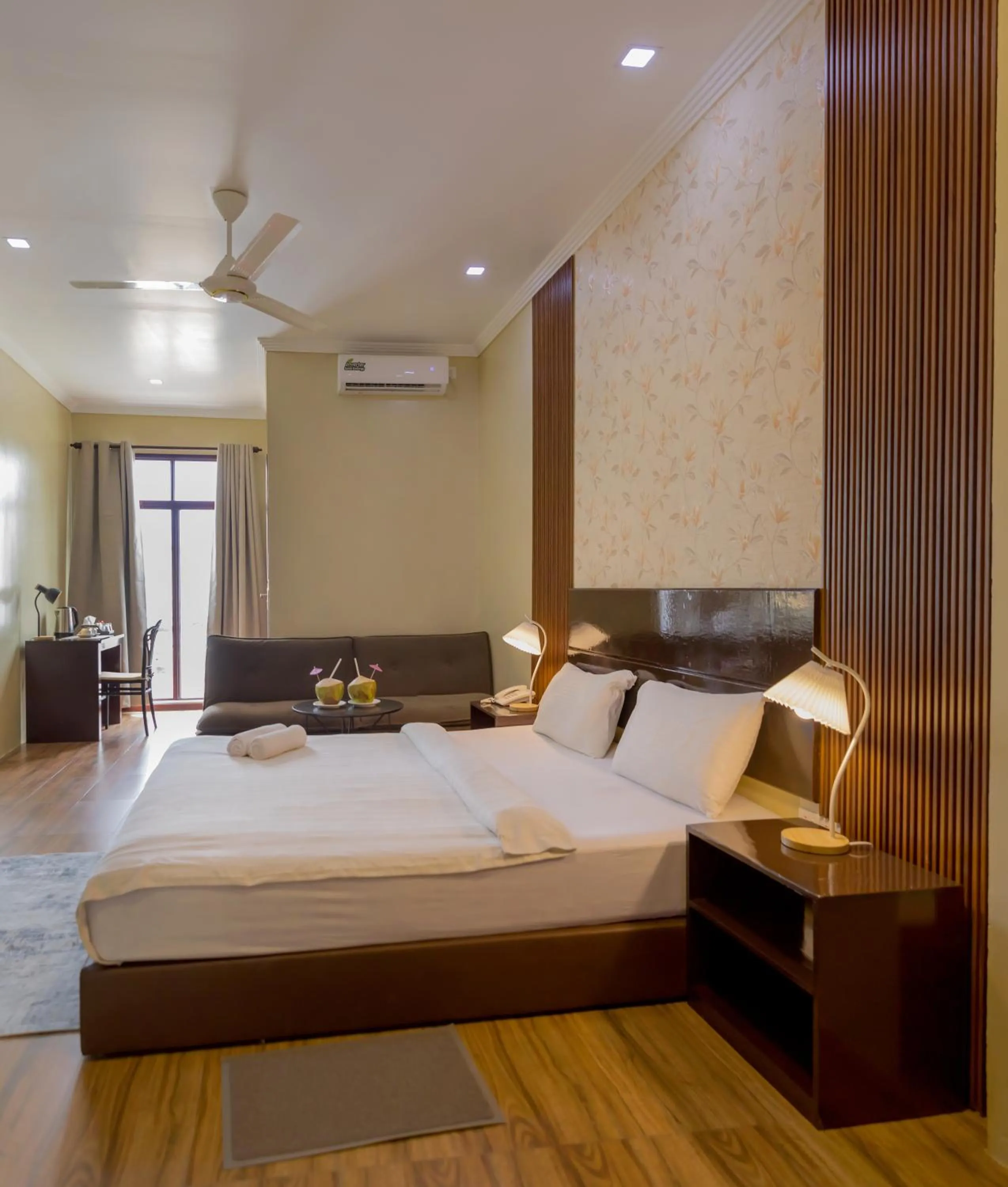 Bed in WhiteShell Island Hotel & Spa