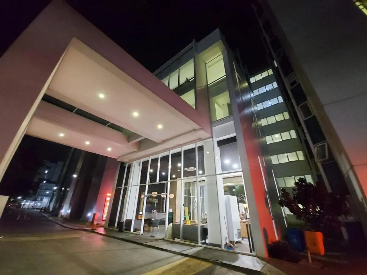 Facade/entrance in Aesthetic Room